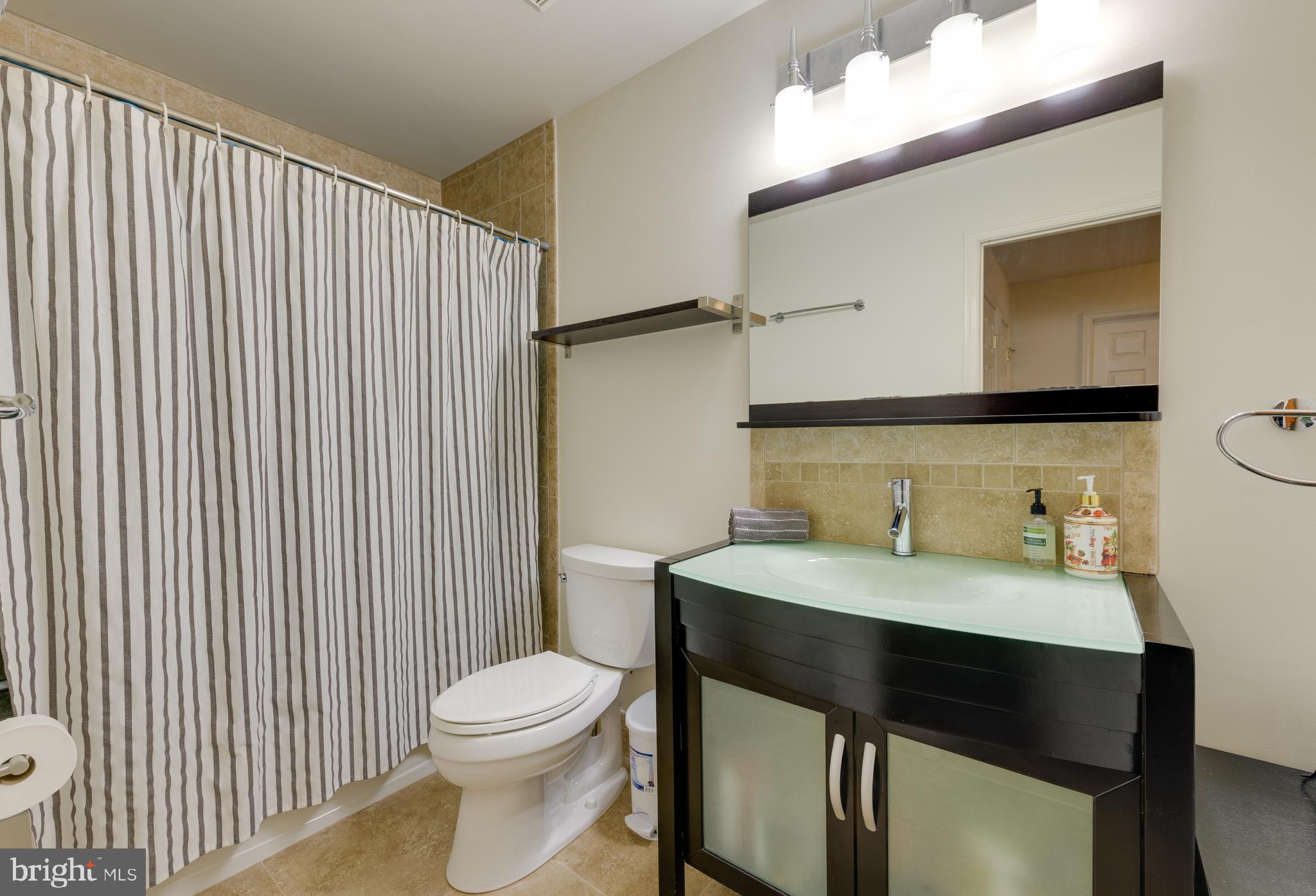 THE WOODS AT WAYNE - Residential Lease