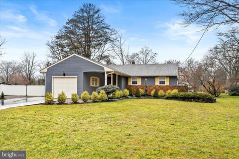 5 CHARRED OAK LA EAST WINDSOR NJ 08520