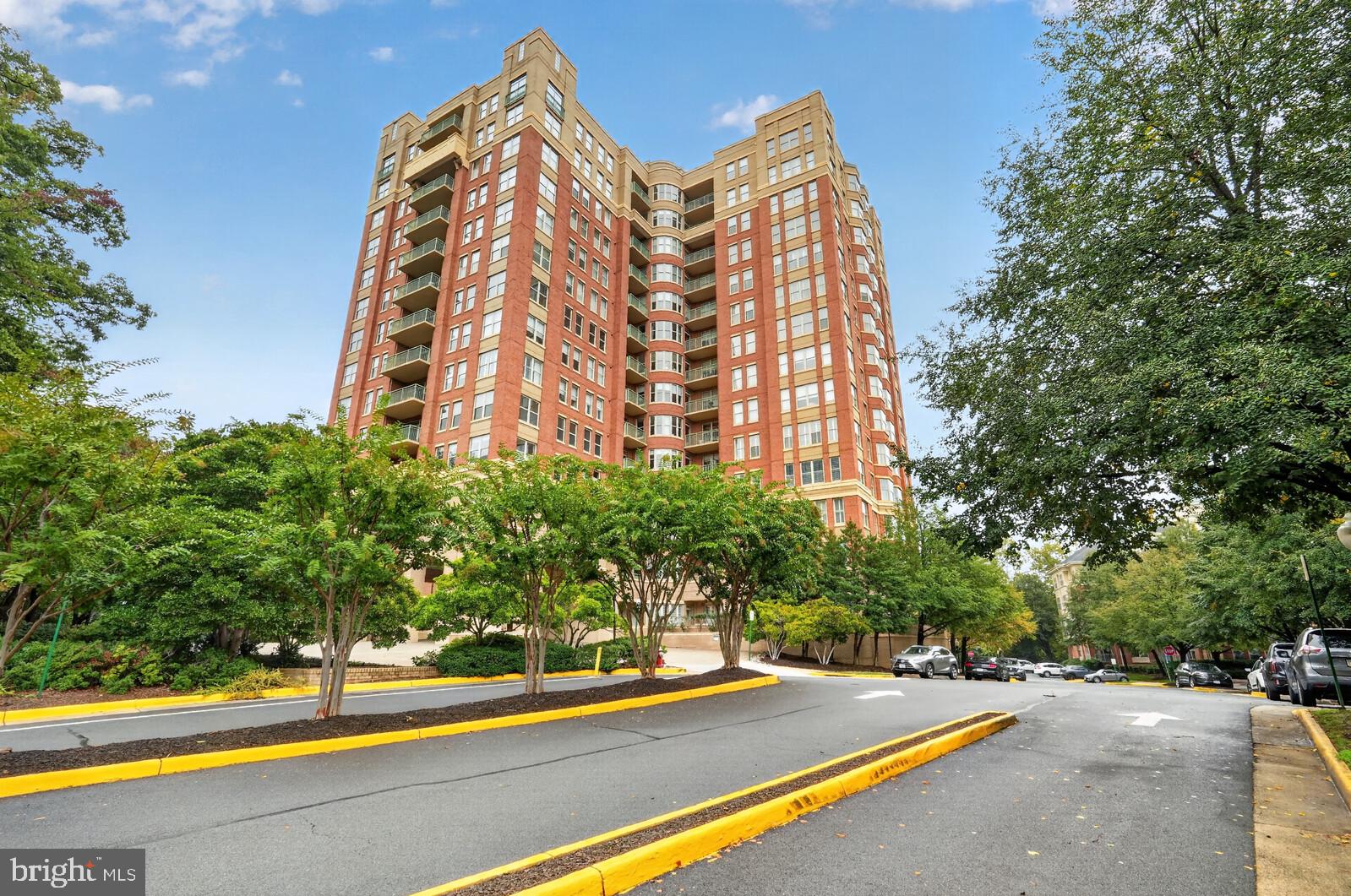 11776 STRATFORD HOUSE PLACE 706
