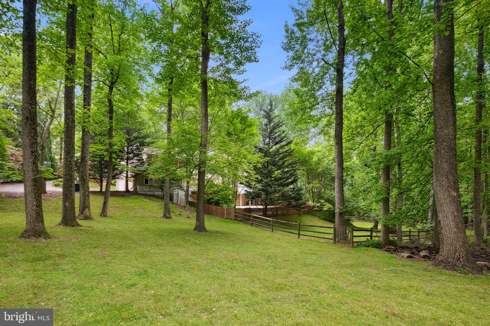 BEACH MILL HILL - Residential