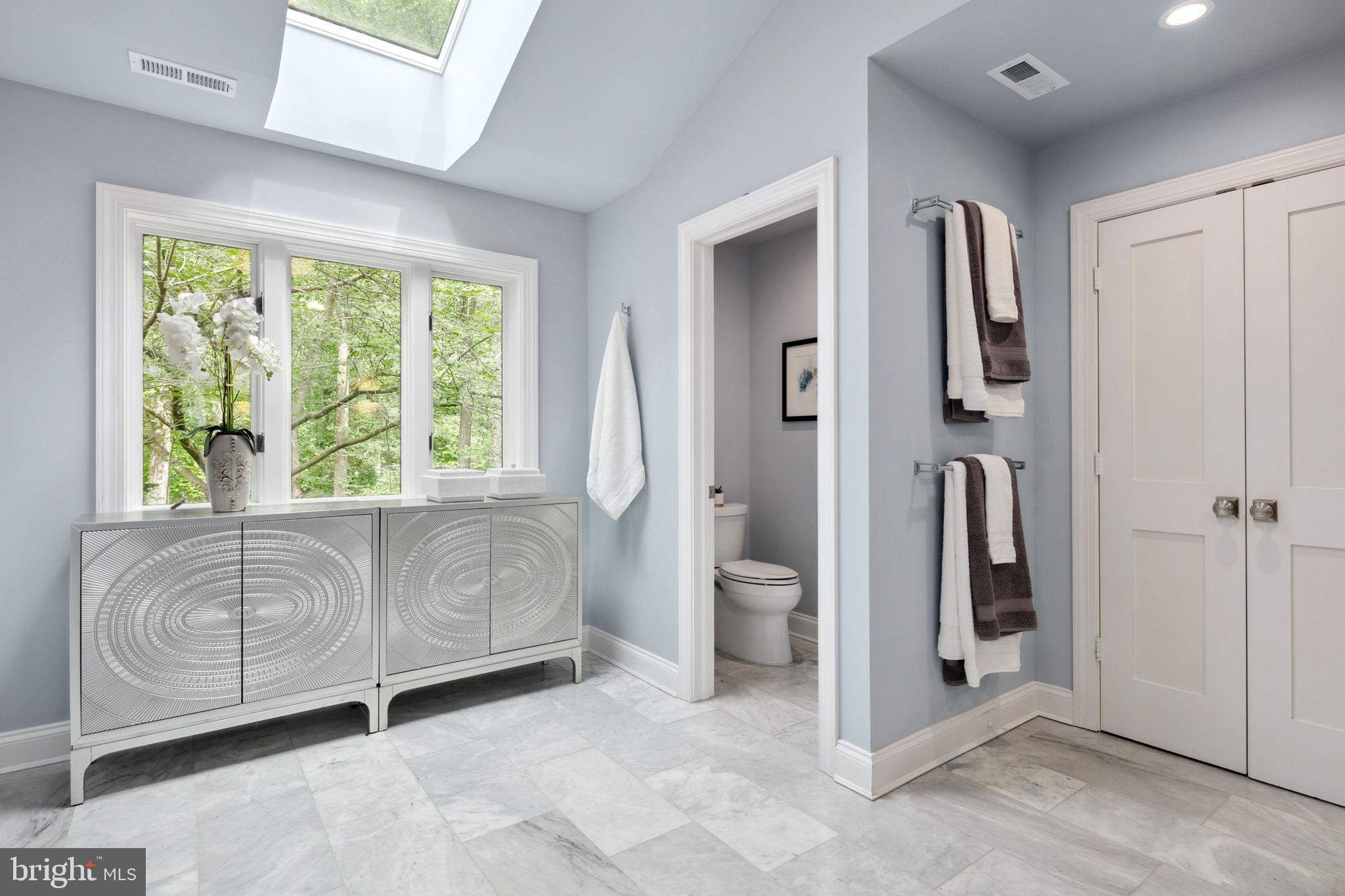 BEACH MILL HILL - Residential