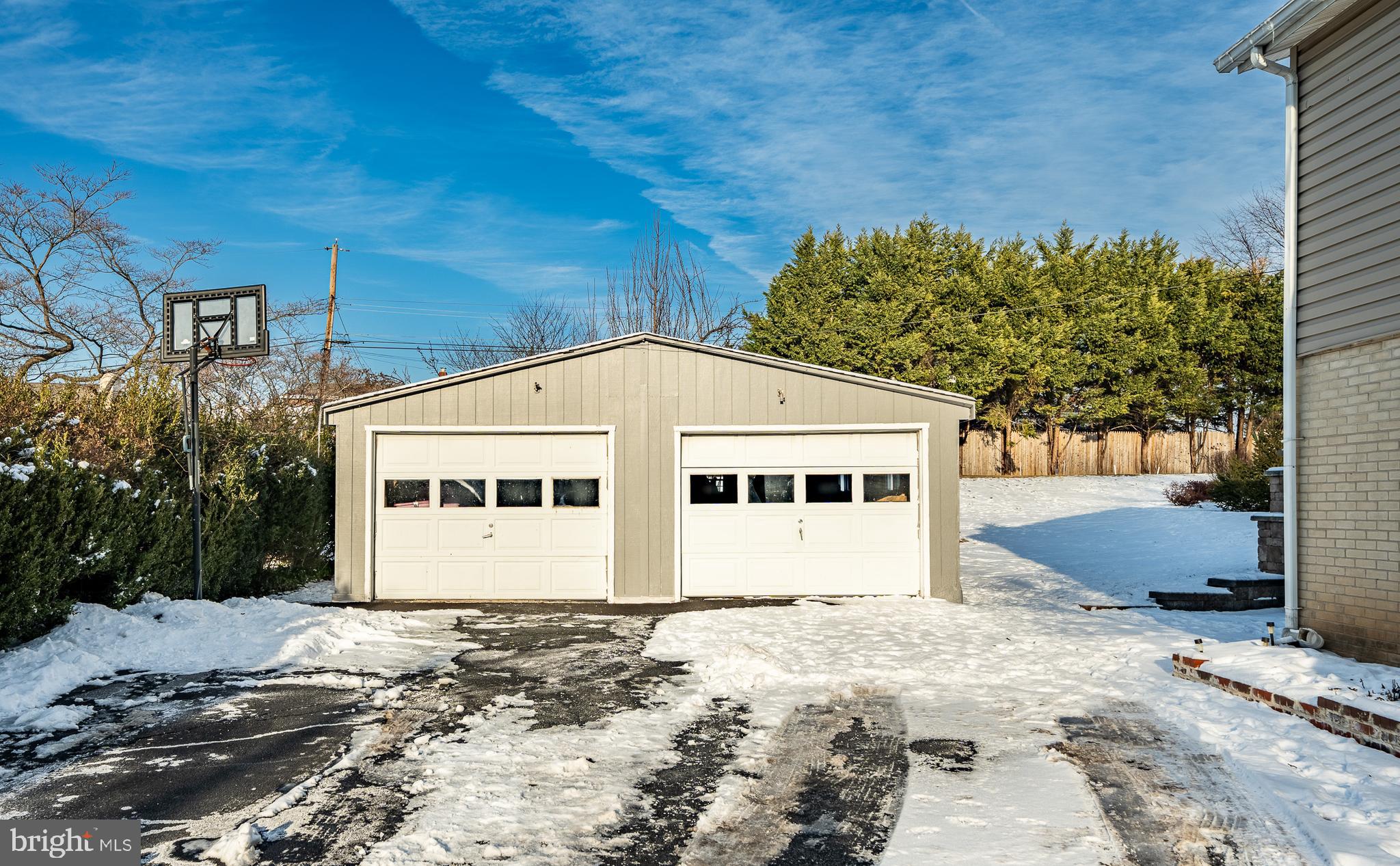 WESTOVER WOODS - Residential