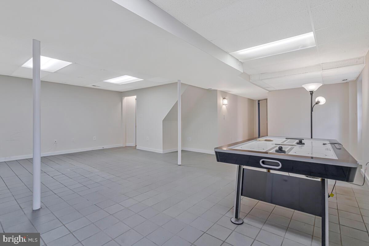 DUNKIRK FIELDS - Residential