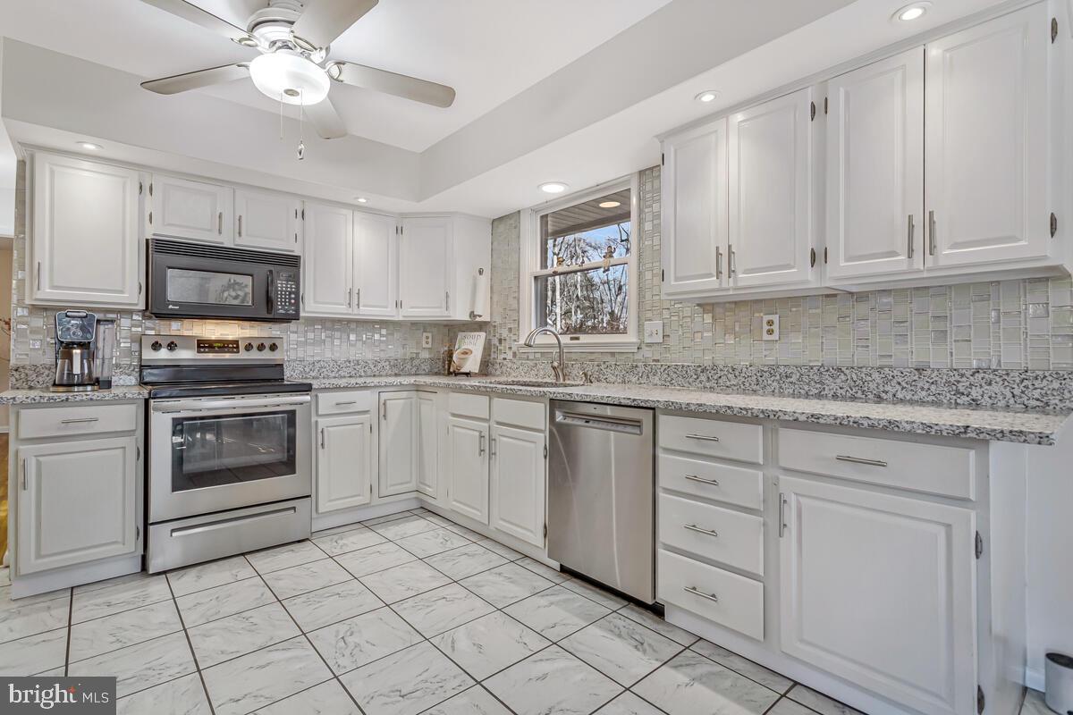 DUNKIRK FIELDS - Residential