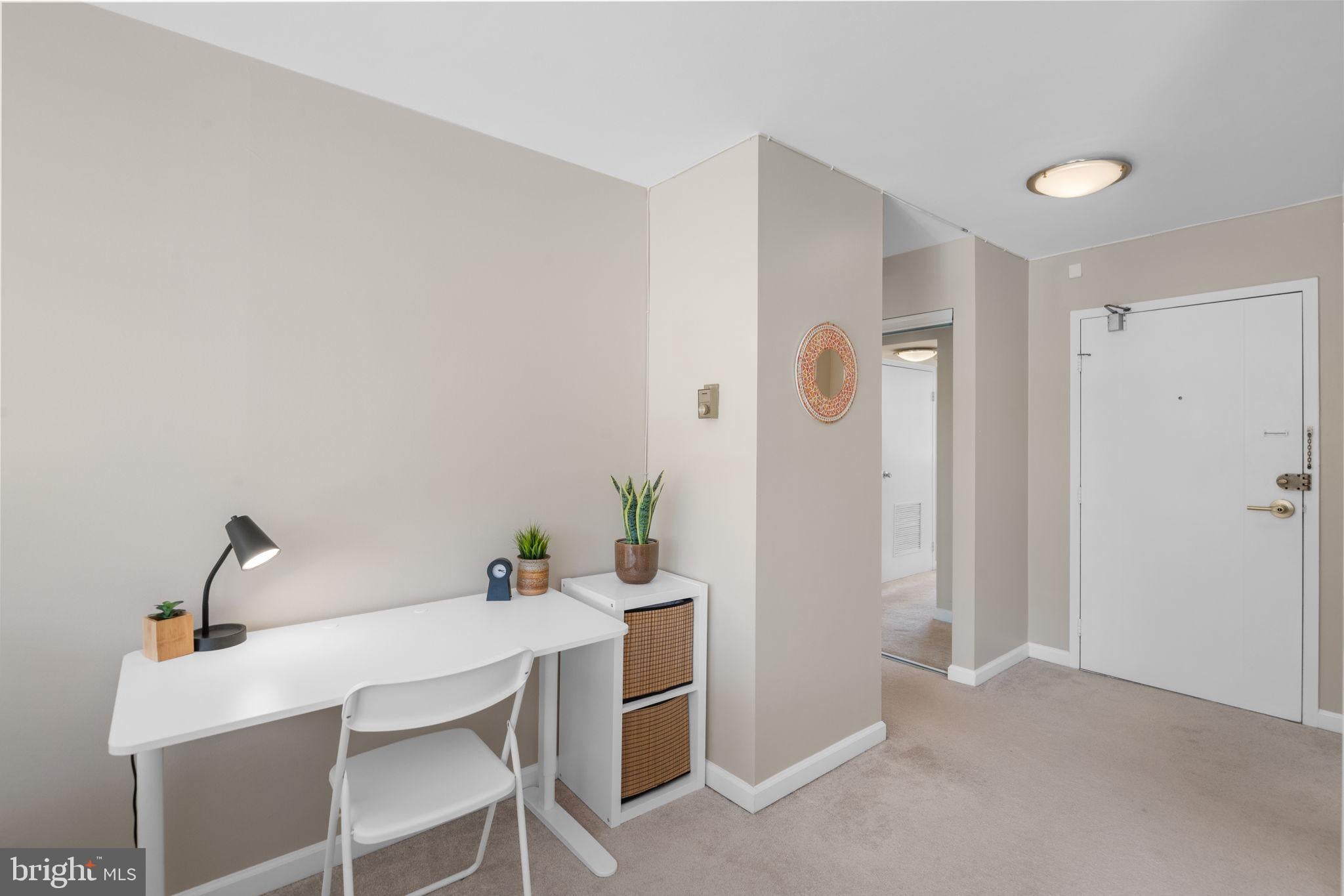 9039 SLIGO CREEK PARKWAY 806