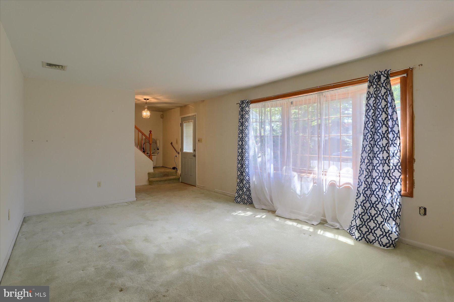 ORCHARD CREST - Residential