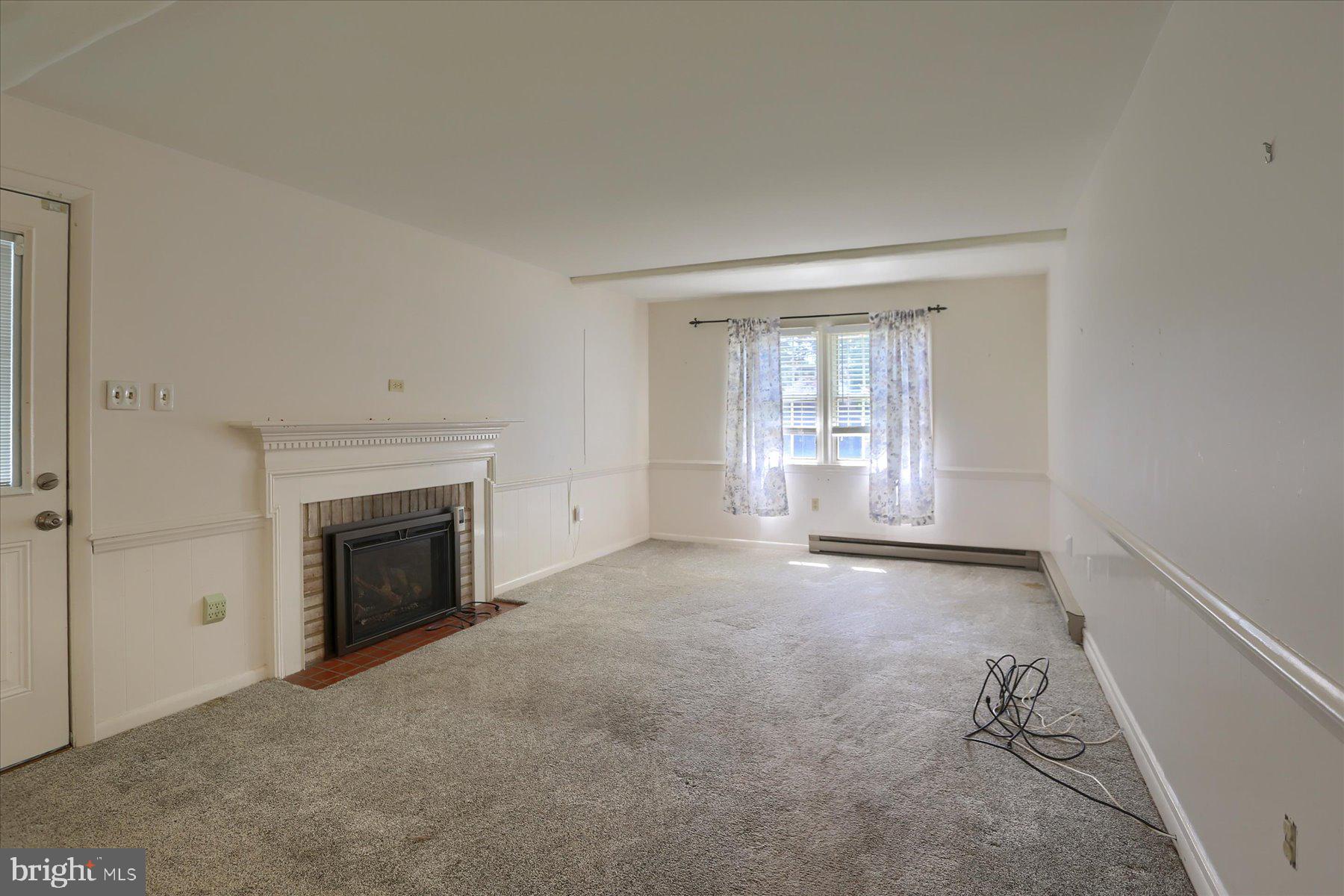 ORCHARD CREST - Residential