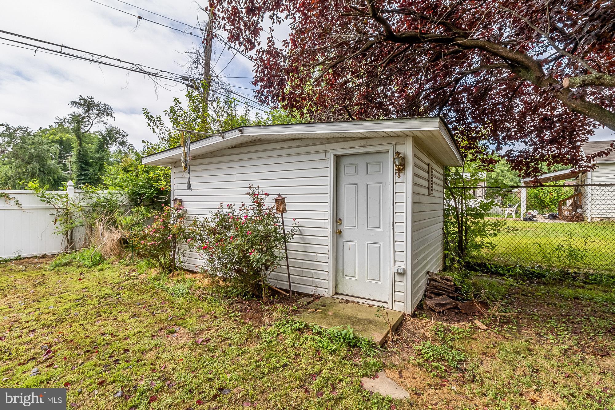 EDGE MEAD - Residential