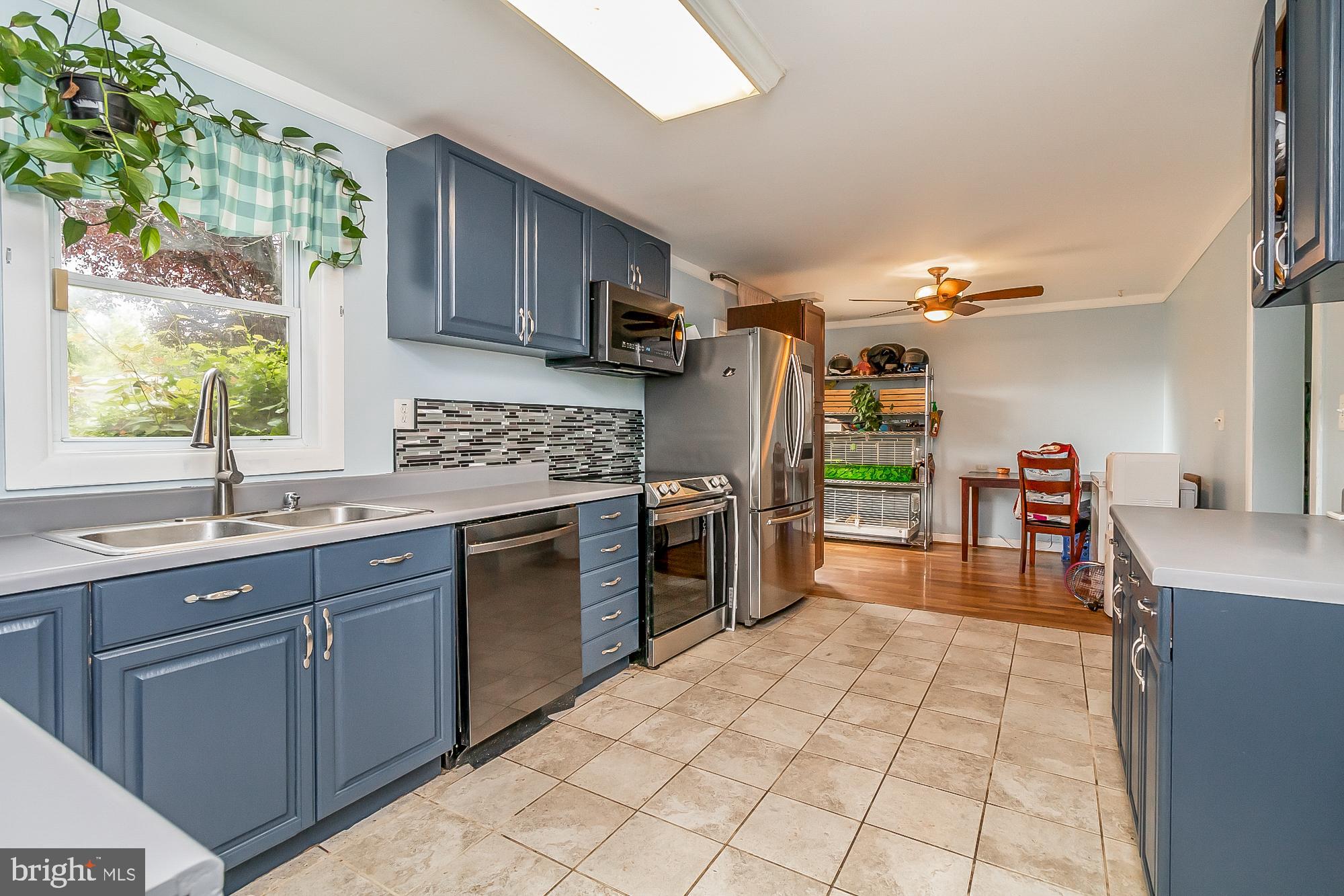 EDGE MEAD - Residential