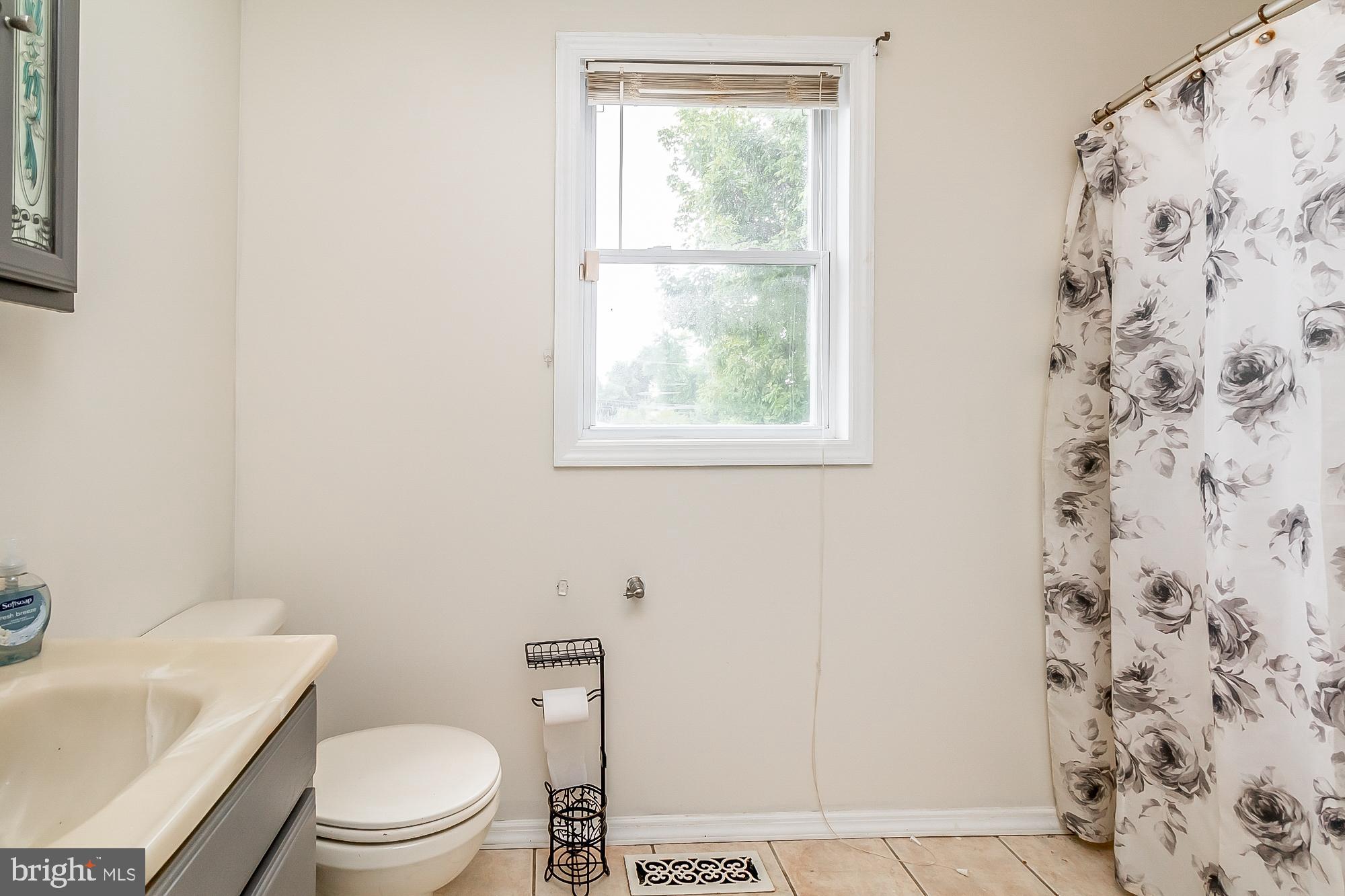 EDGE MEAD - Residential