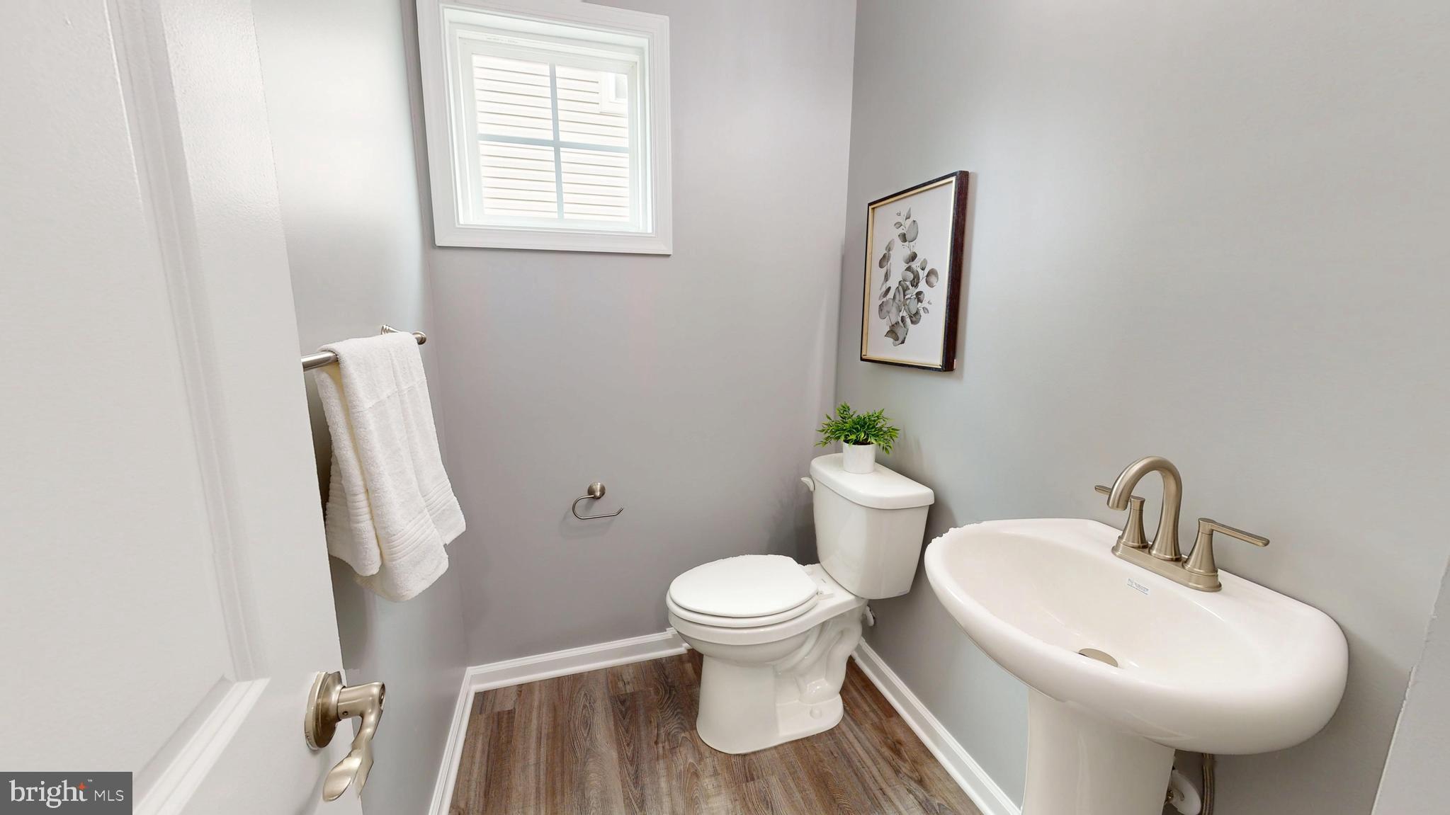 CREEKSIDE VILLAGE AT TANYARD SPRINGS - Residential