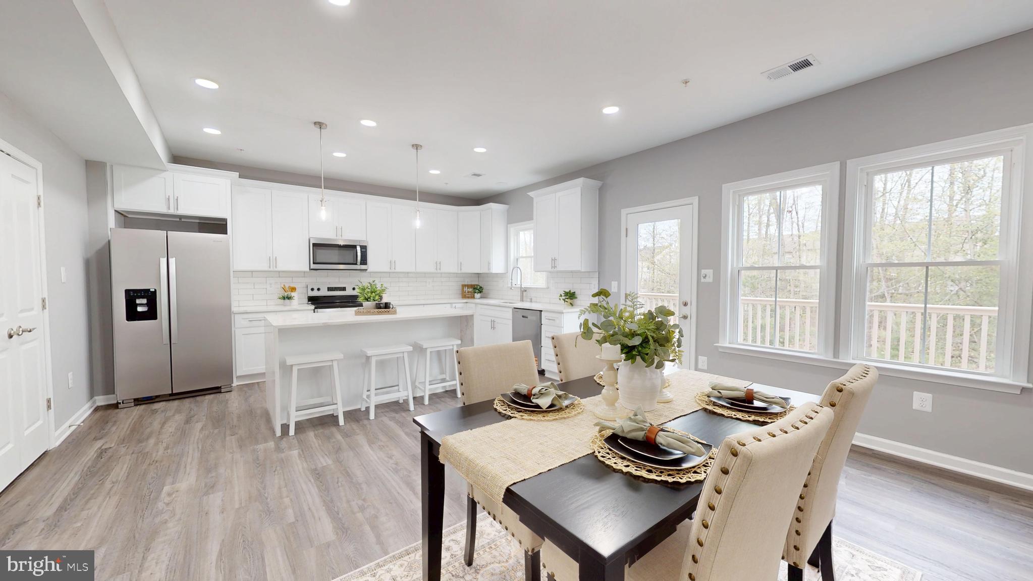 CREEKSIDE VILLAGE AT TANYARD SPRINGS - Residential