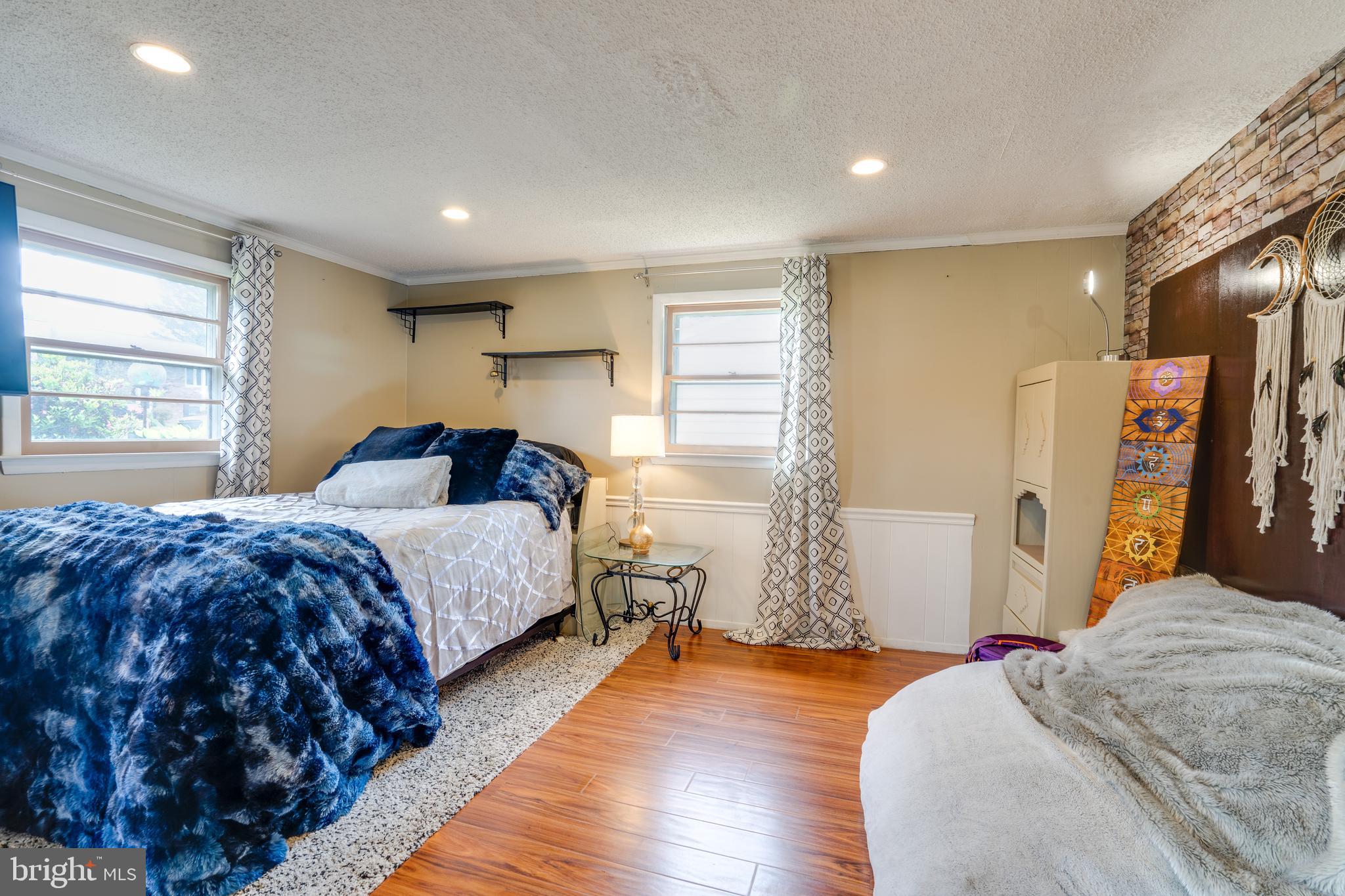 ROLLING VALLEY - Residential
