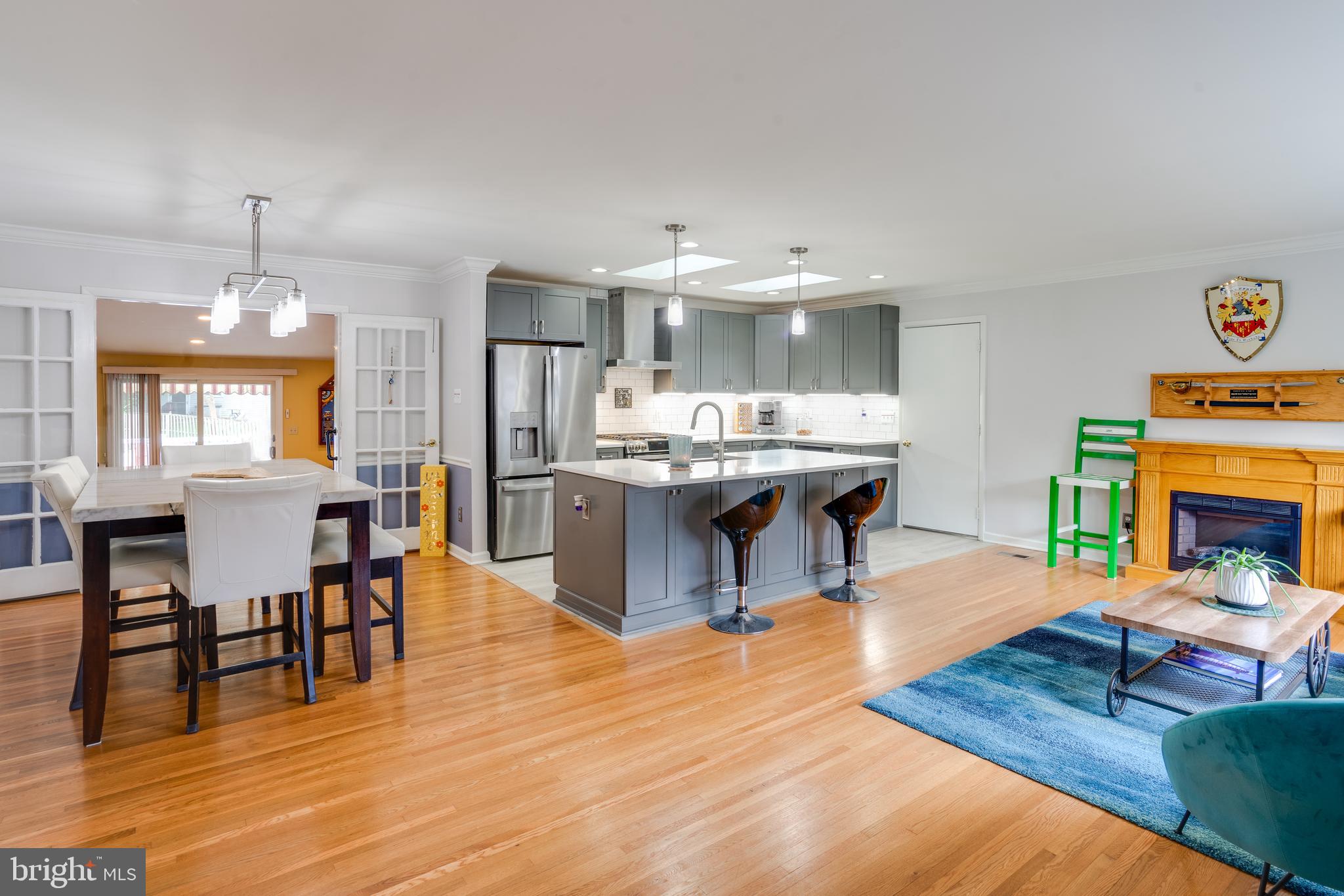 8513 FAIRBURN DRIVE