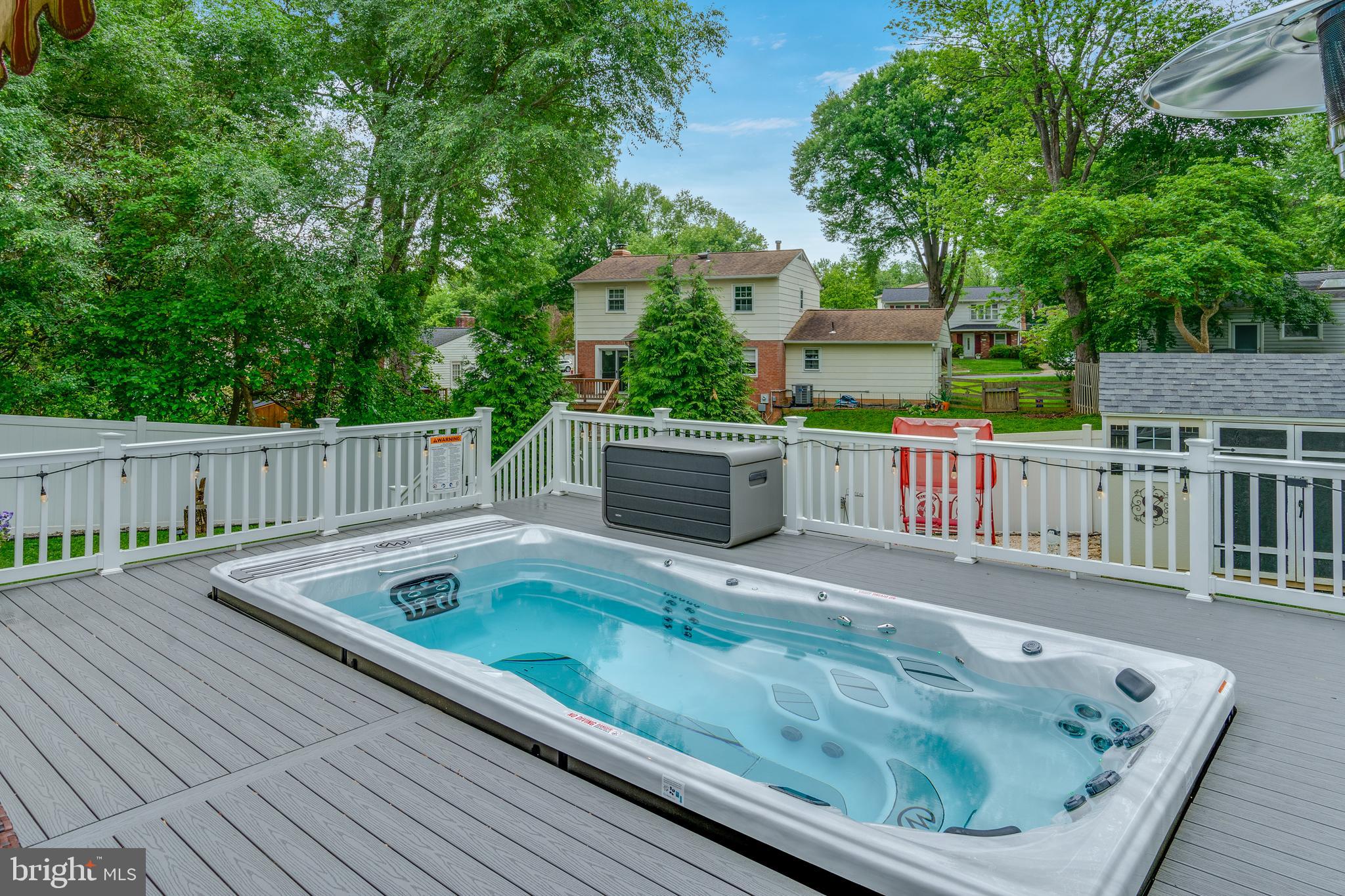 ROLLING VALLEY - Residential