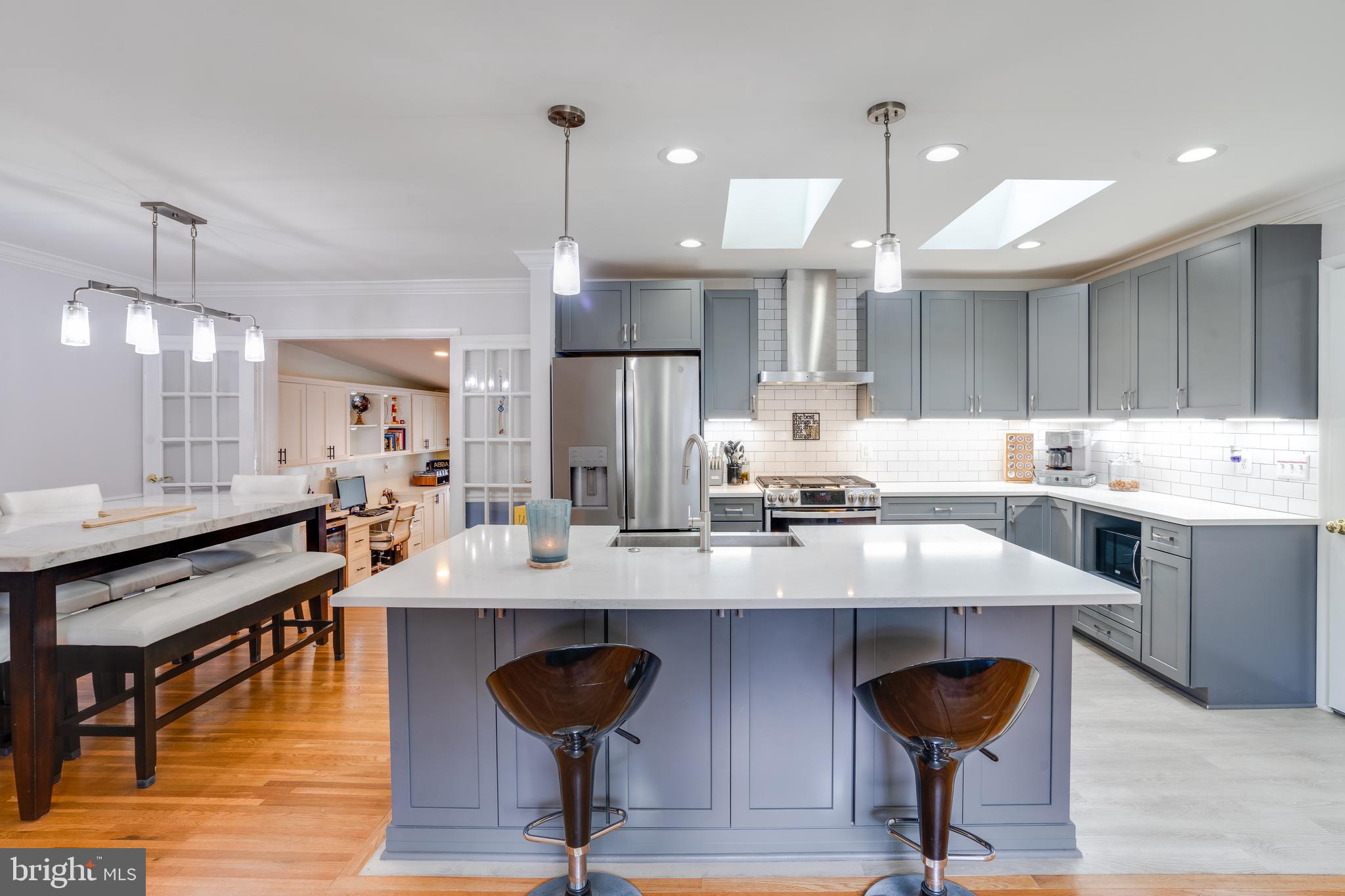 ROLLING VALLEY - Residential