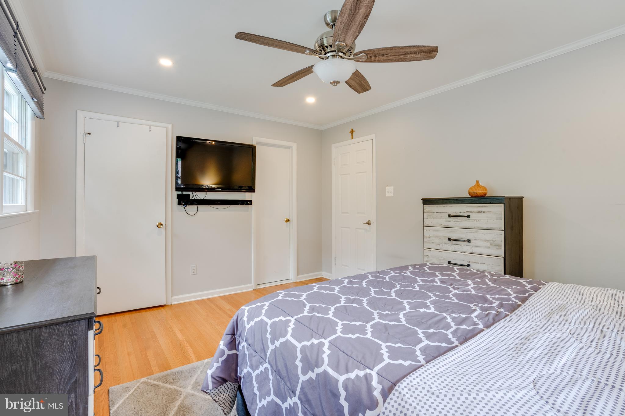 ROLLING VALLEY - Residential