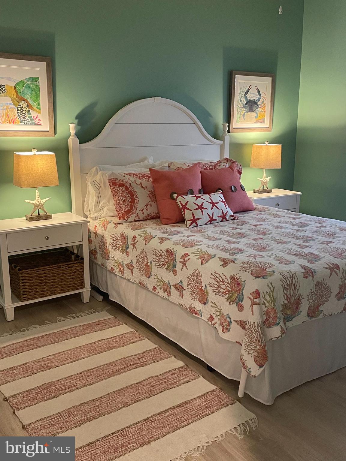 HARBOUR LIGHT CONDOS - Residential