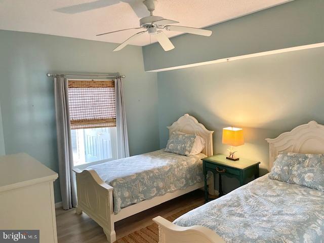 HARBOUR LIGHT CONDOS - Residential