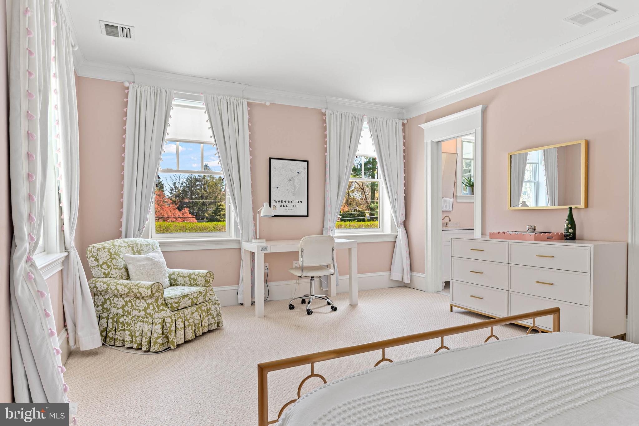 PHEASANT HILL - Residential