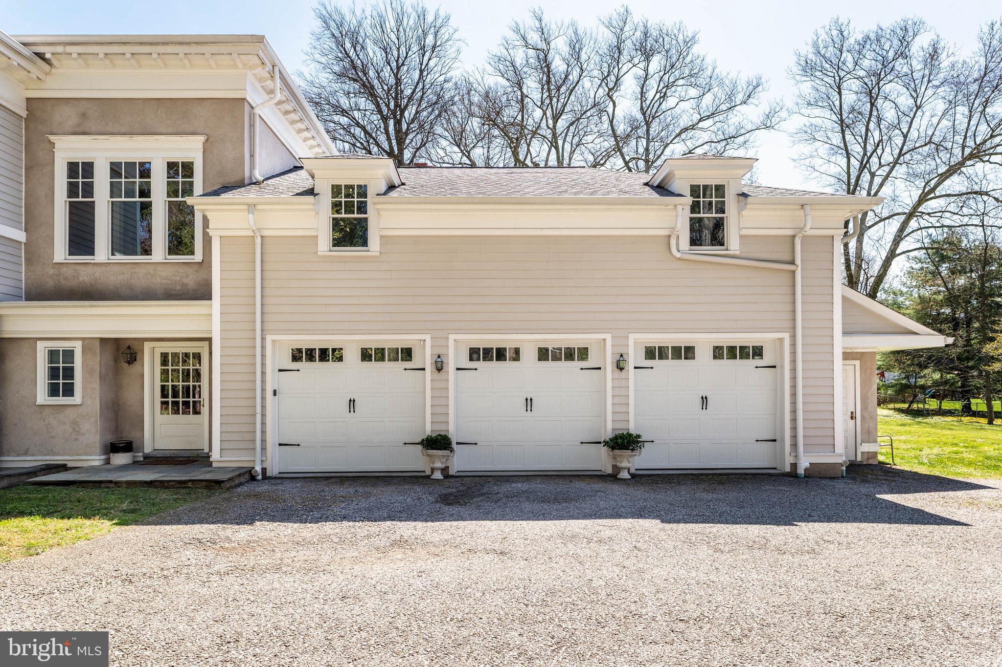 PHEASANT HILL - Residential