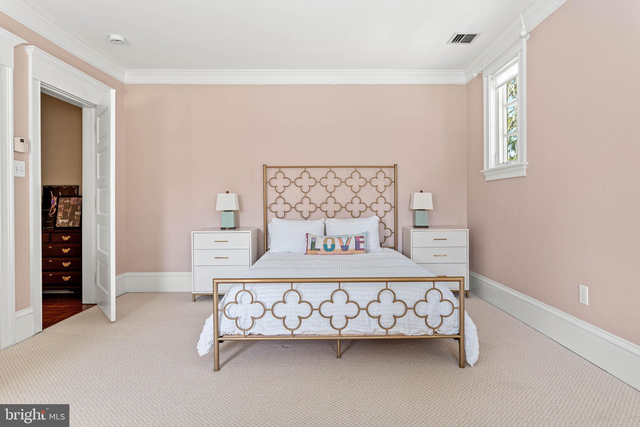 PHEASANT HILL - Residential