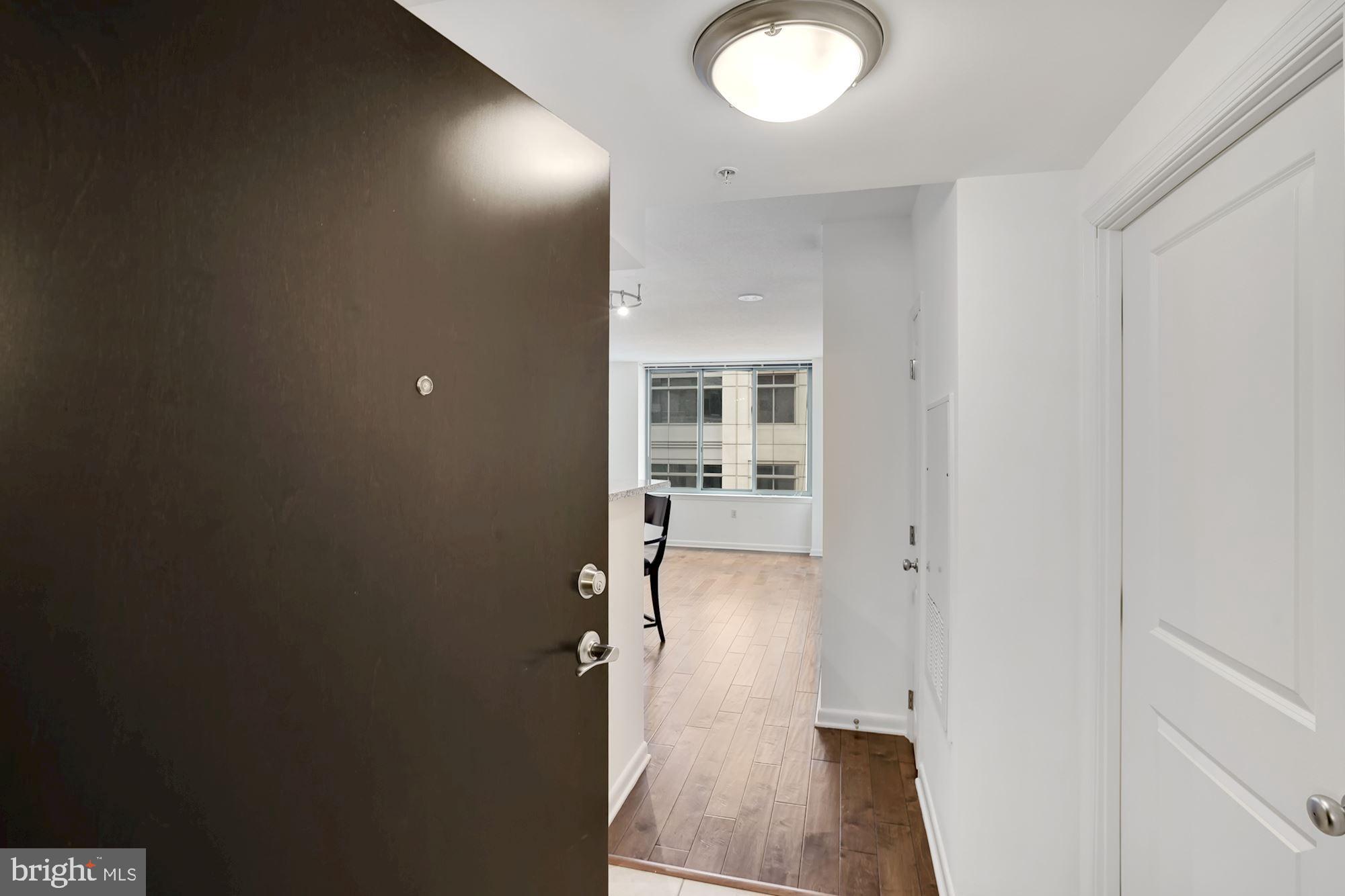 851 N GLEBE ROAD 418