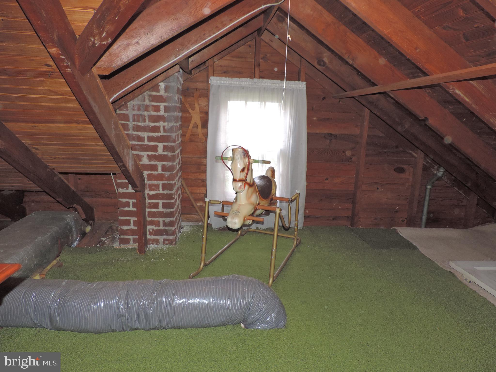 ABERDEEN HILLS - Residential