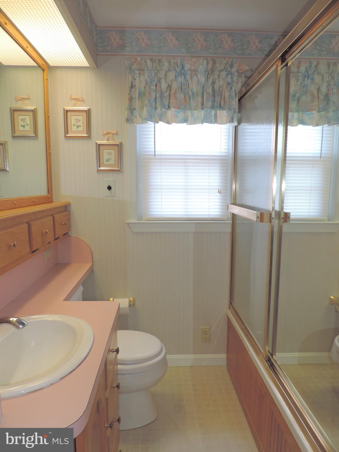 ABERDEEN HILLS - Residential