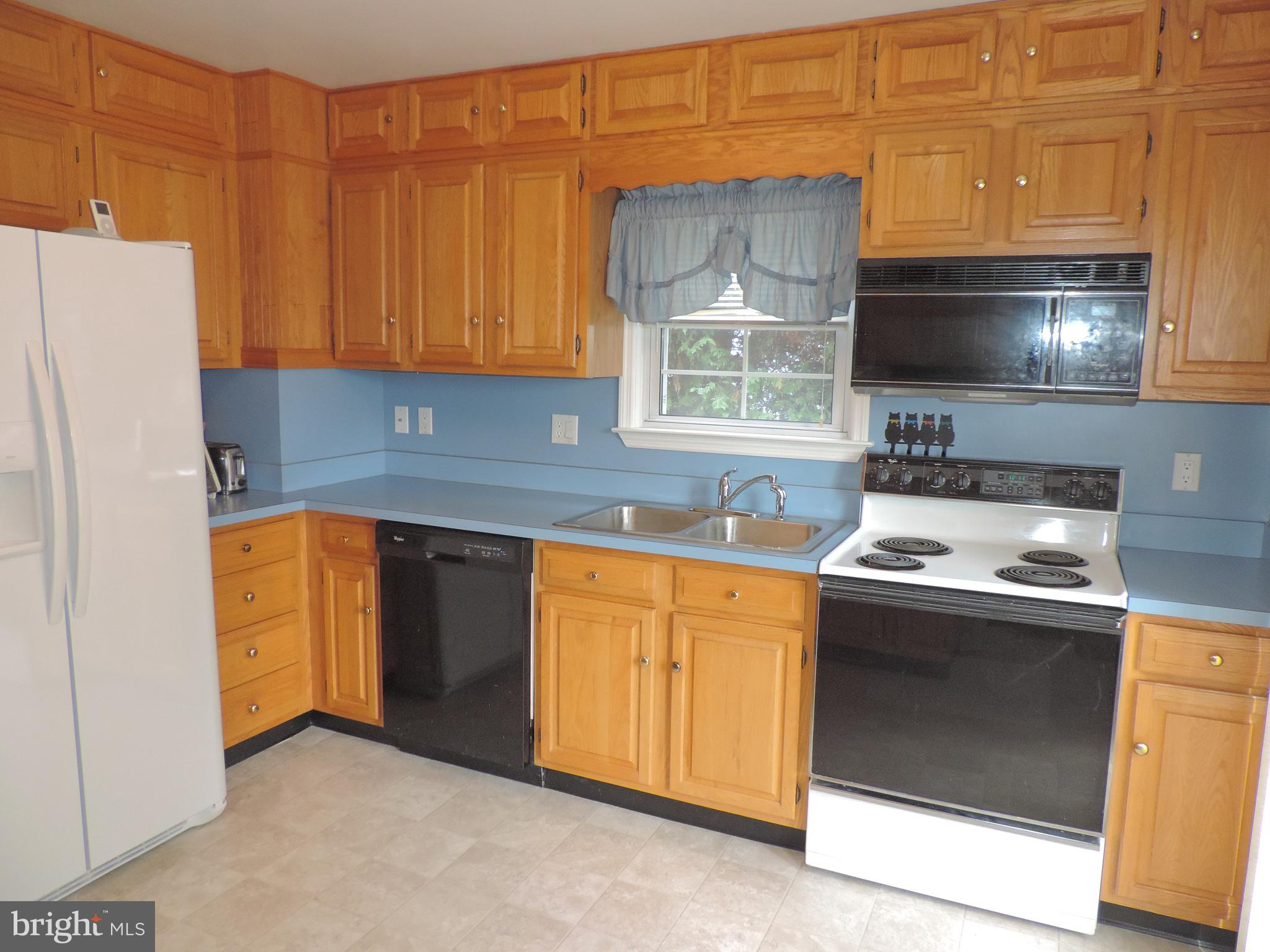 ABERDEEN HILLS - Residential