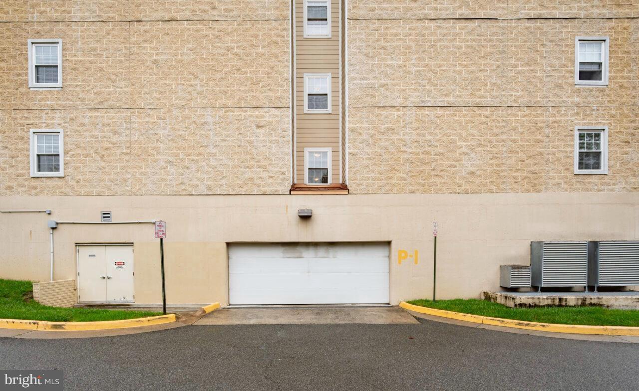 ISABELLA AT MONTICELLO MEWS - Residential Lease