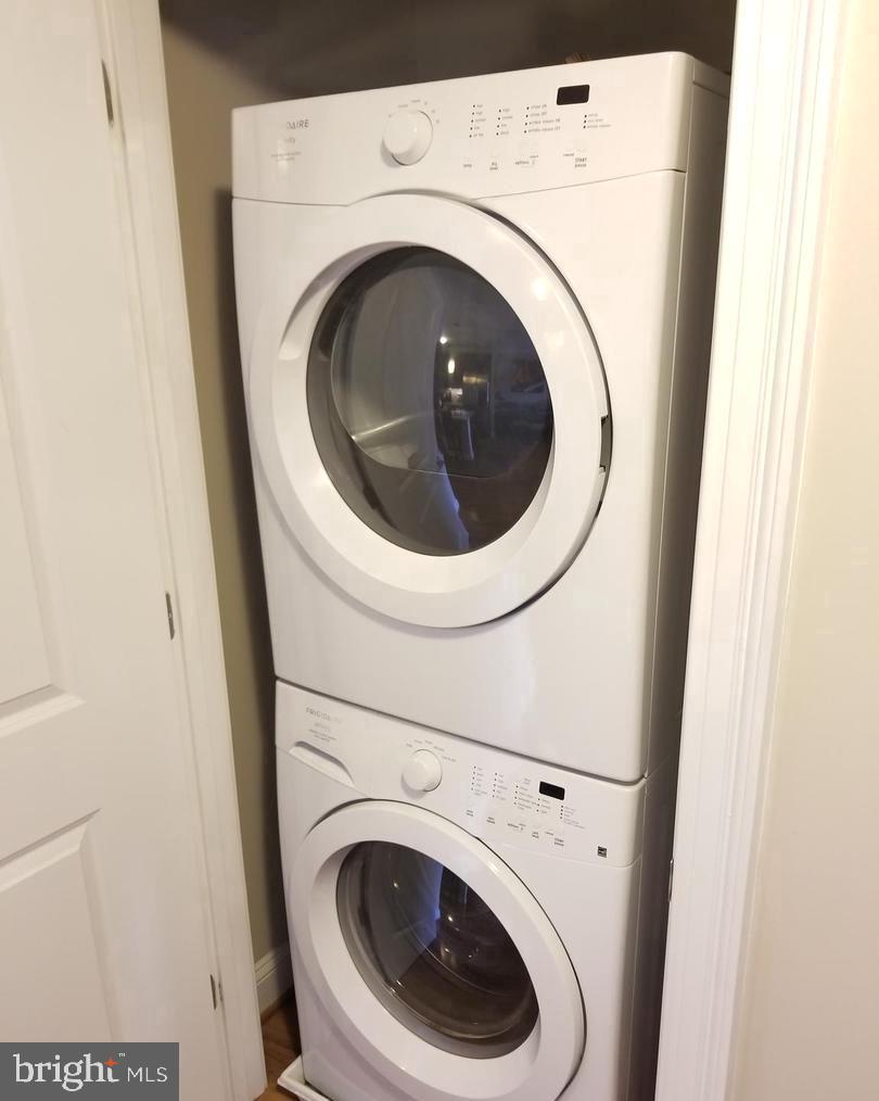 ISABELLA AT MONTICELLO MEWS - Residential Lease