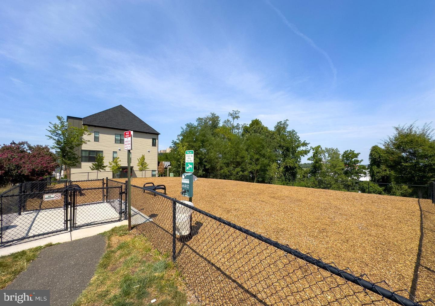 ISABELLA AT MONTICELLO MEWS - Residential Lease