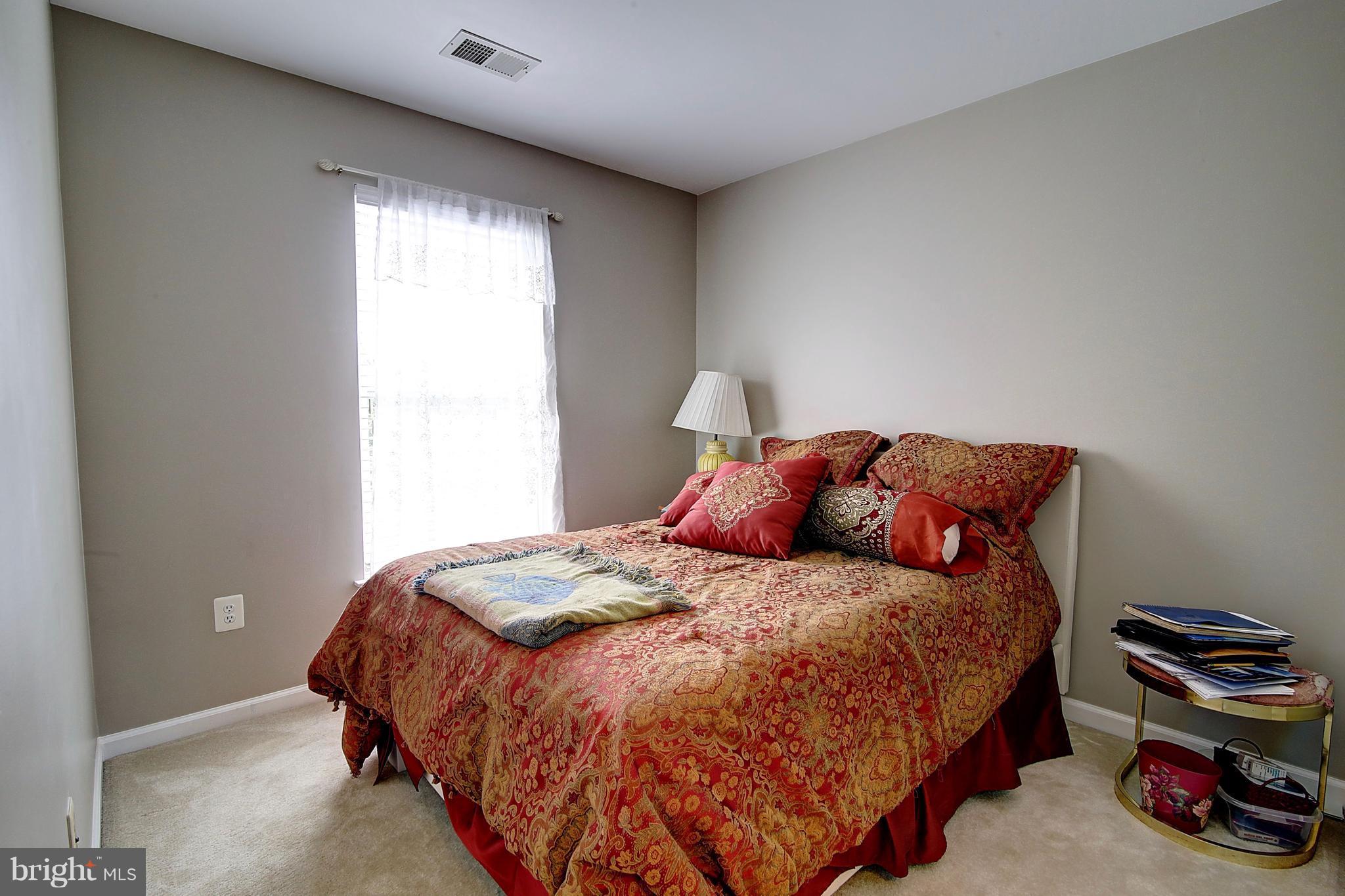 GALYN MANOR - Residential