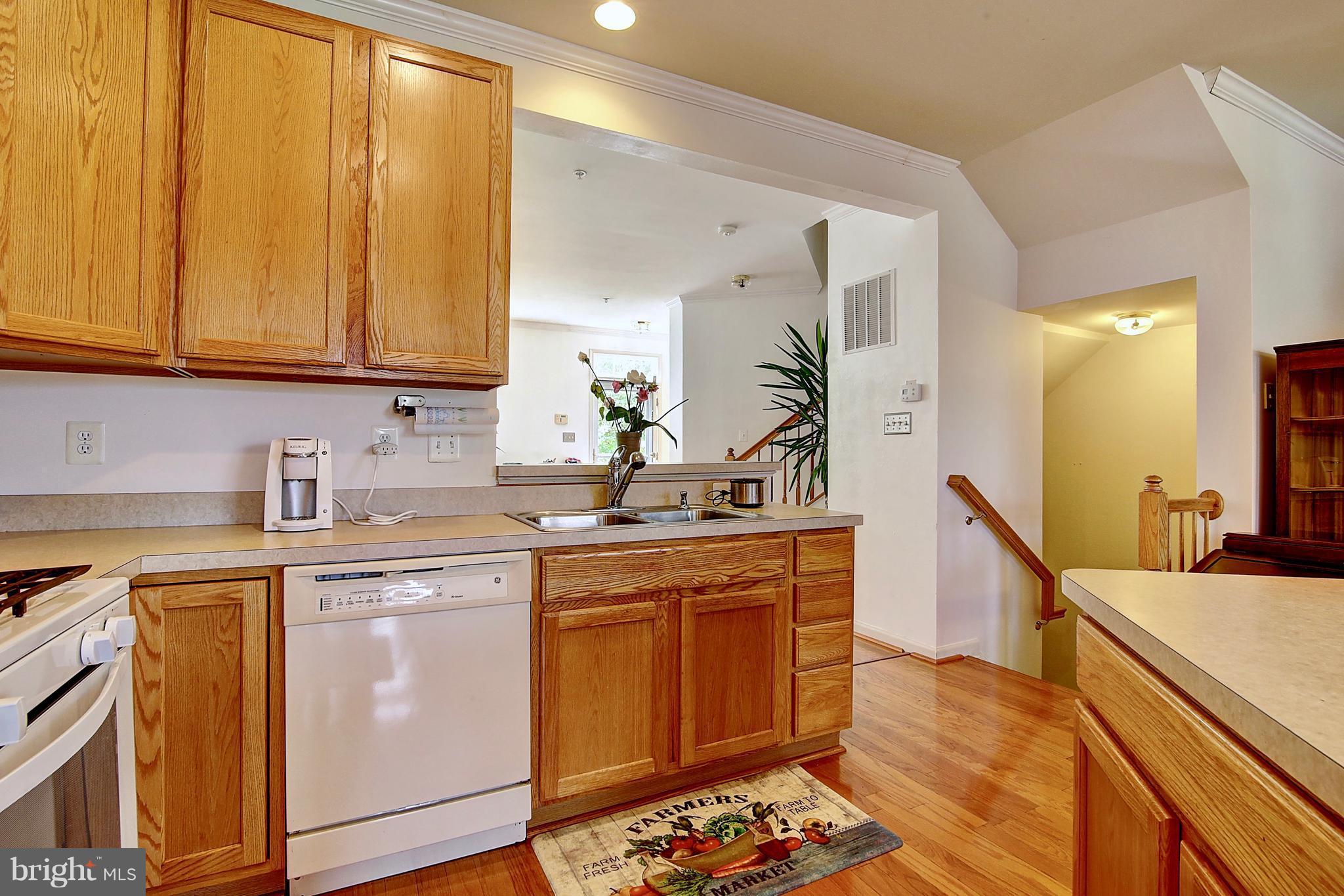 GALYN MANOR - Residential