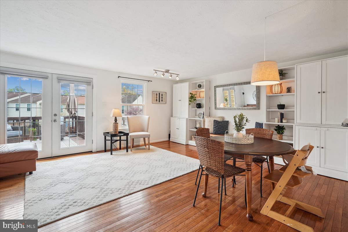 WINDING RIDGE - Residential