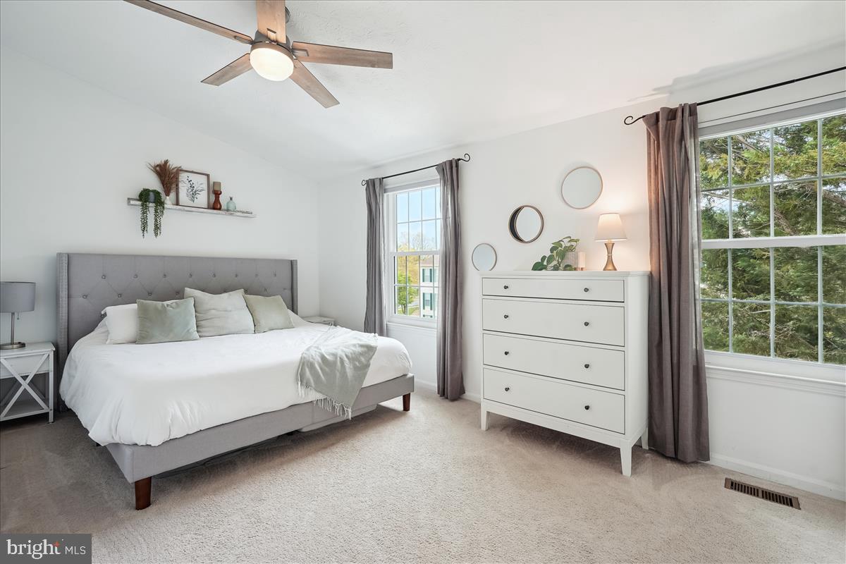 WINDING RIDGE - Residential