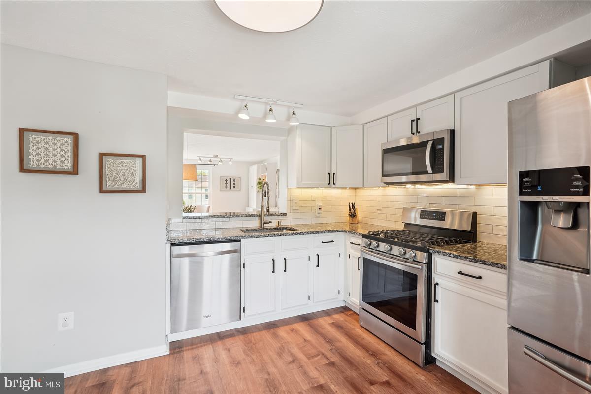 WINDING RIDGE - Residential