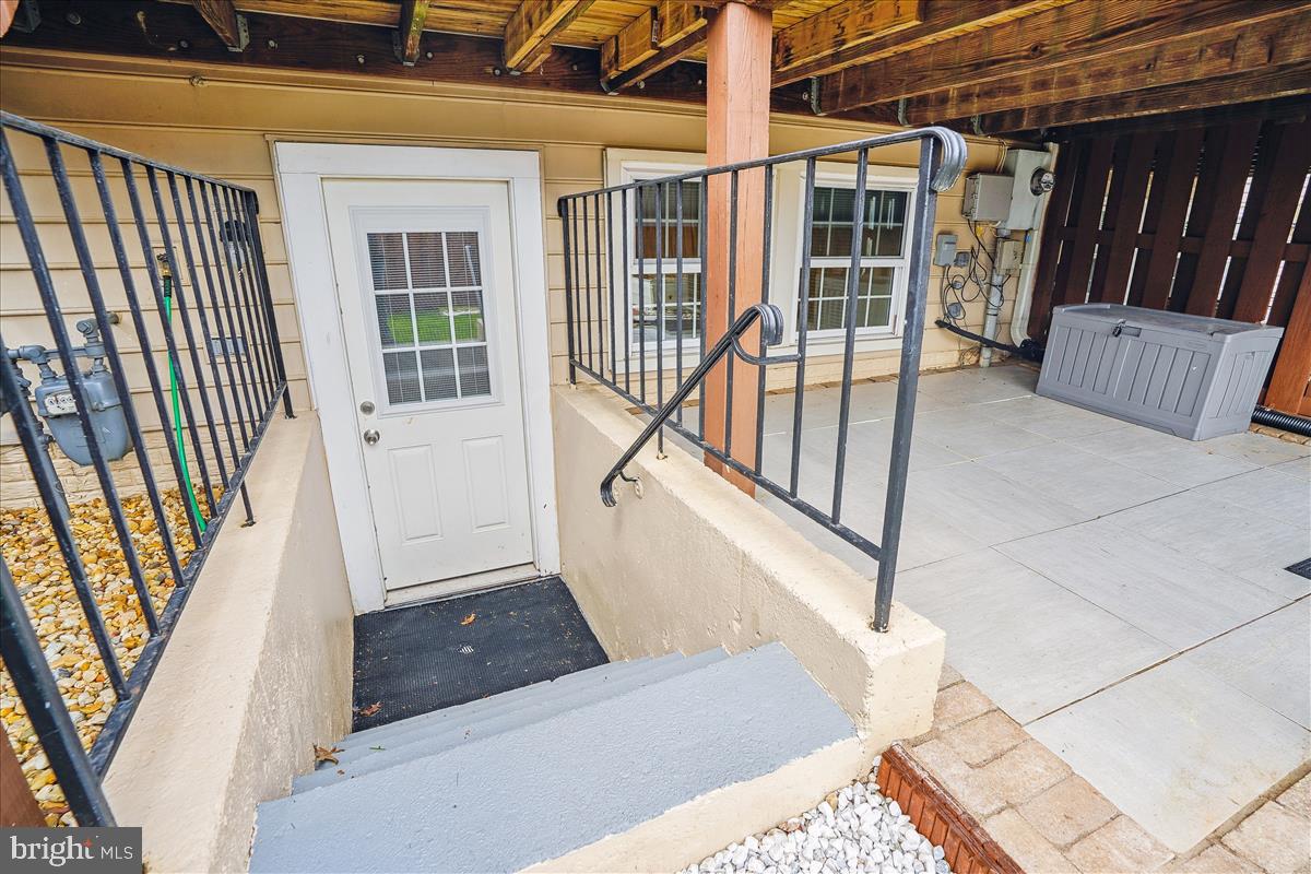 WINDING RIDGE - Residential