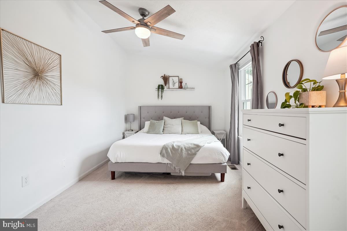 WINDING RIDGE - Residential