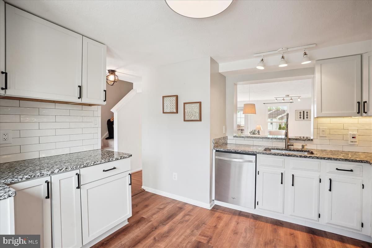 WINDING RIDGE - Residential