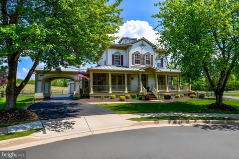 Photo of 3582 Dell Court, WARRENTON, VA 20187 (MLS # VAFQ2021802)