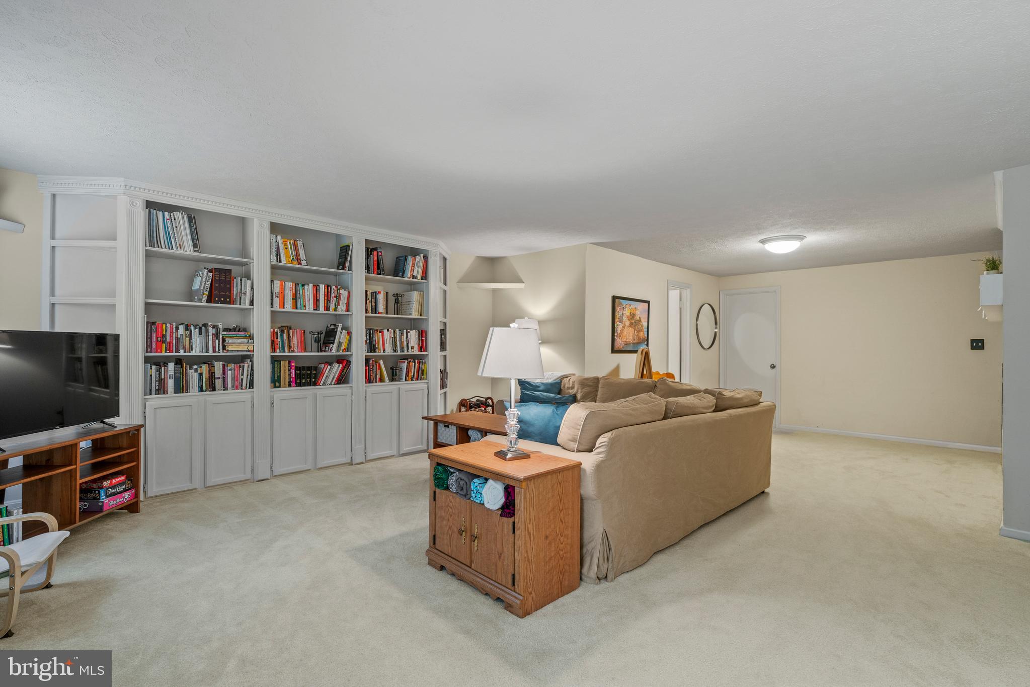 SPRINGFIELD OAKS - Residential