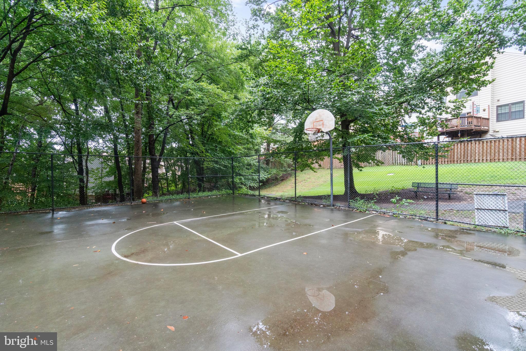 SPRINGFIELD OAKS - Residential