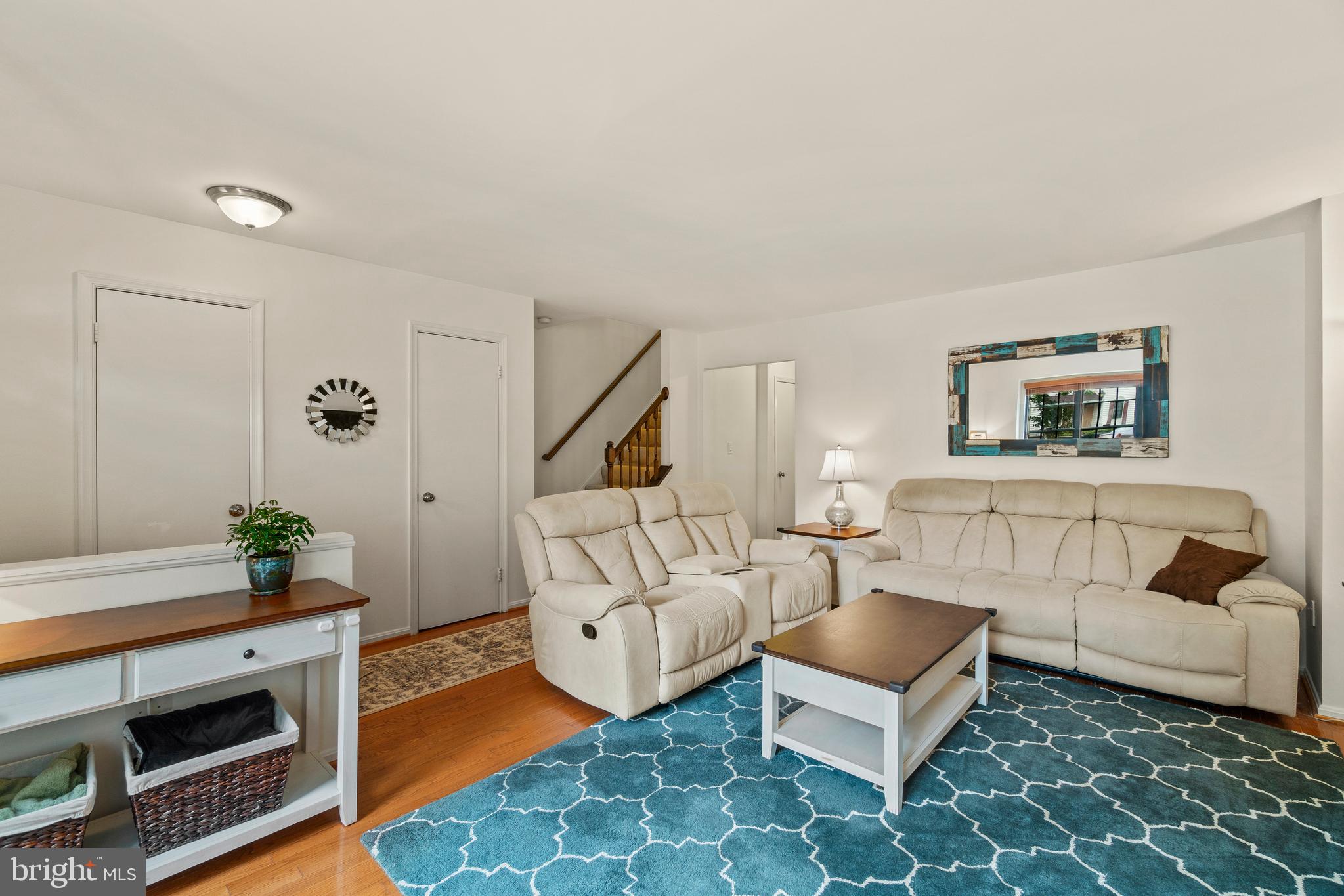 SPRINGFIELD OAKS - Residential