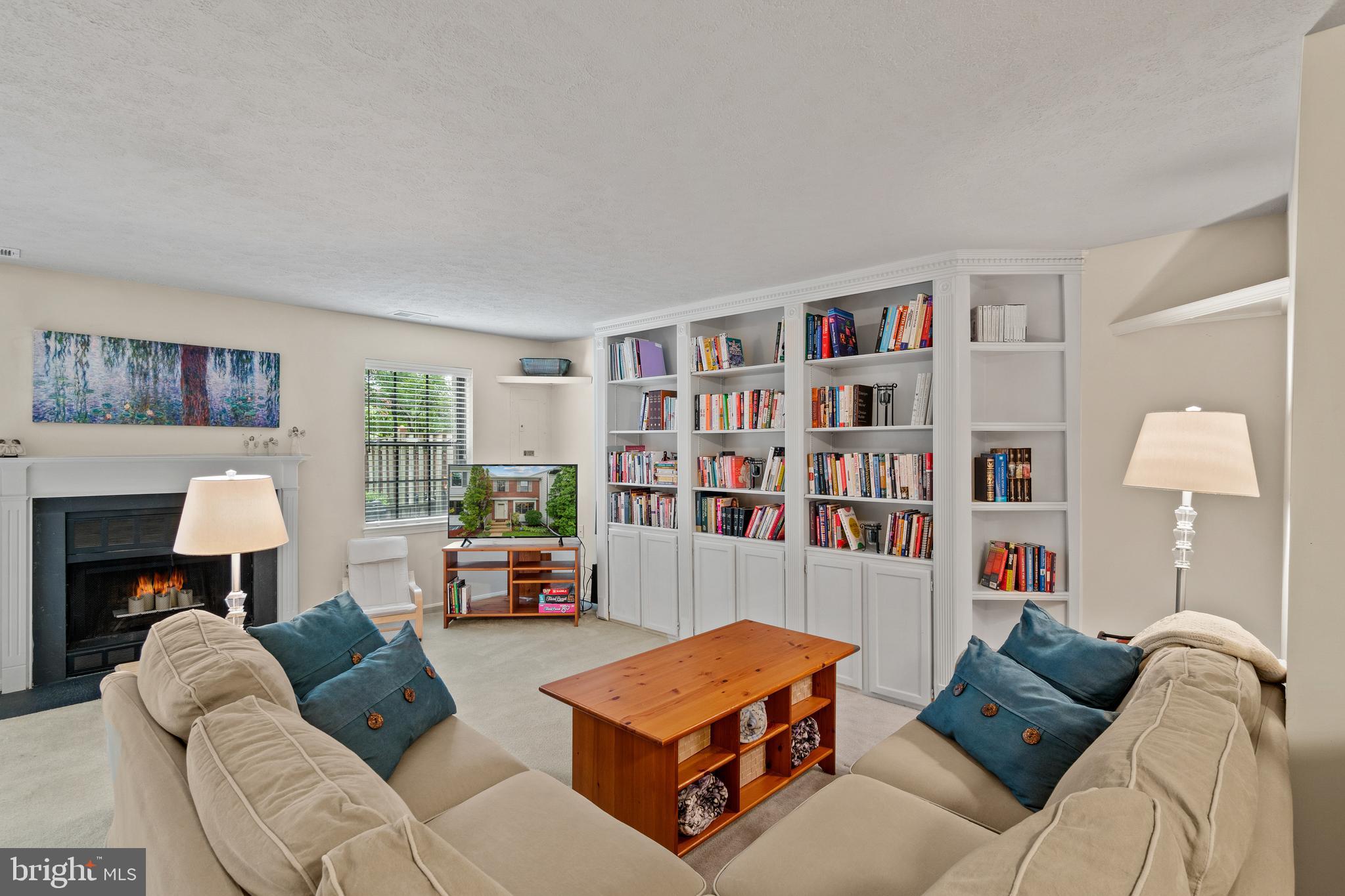 SPRINGFIELD OAKS - Residential