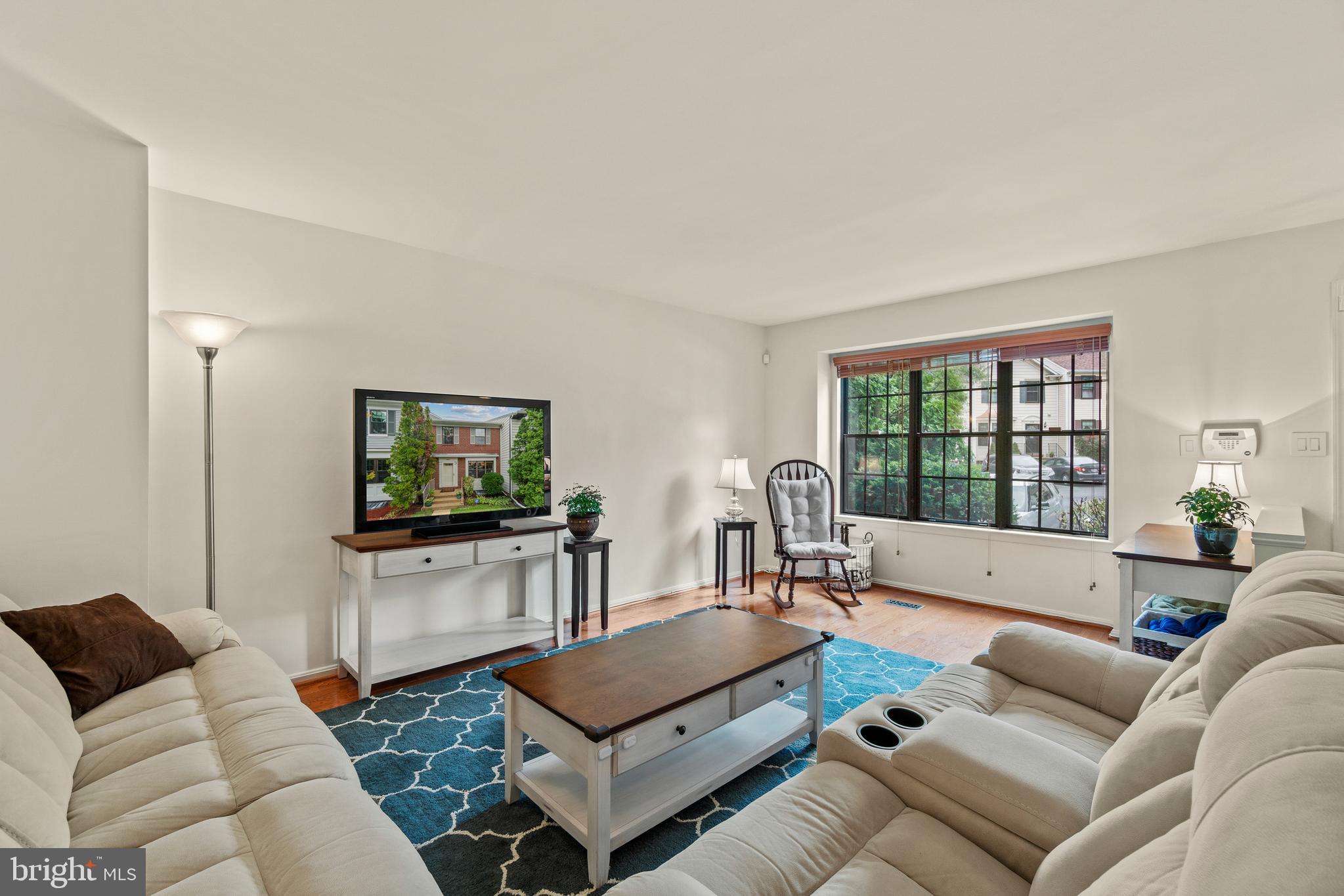 SPRINGFIELD OAKS - Residential