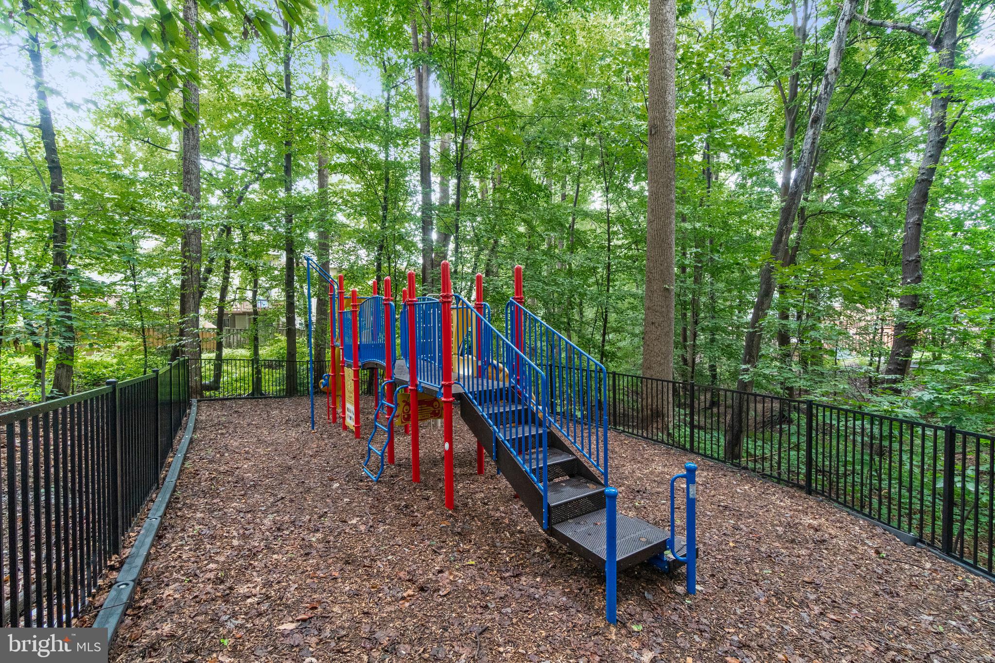 SPRINGFIELD OAKS - Residential