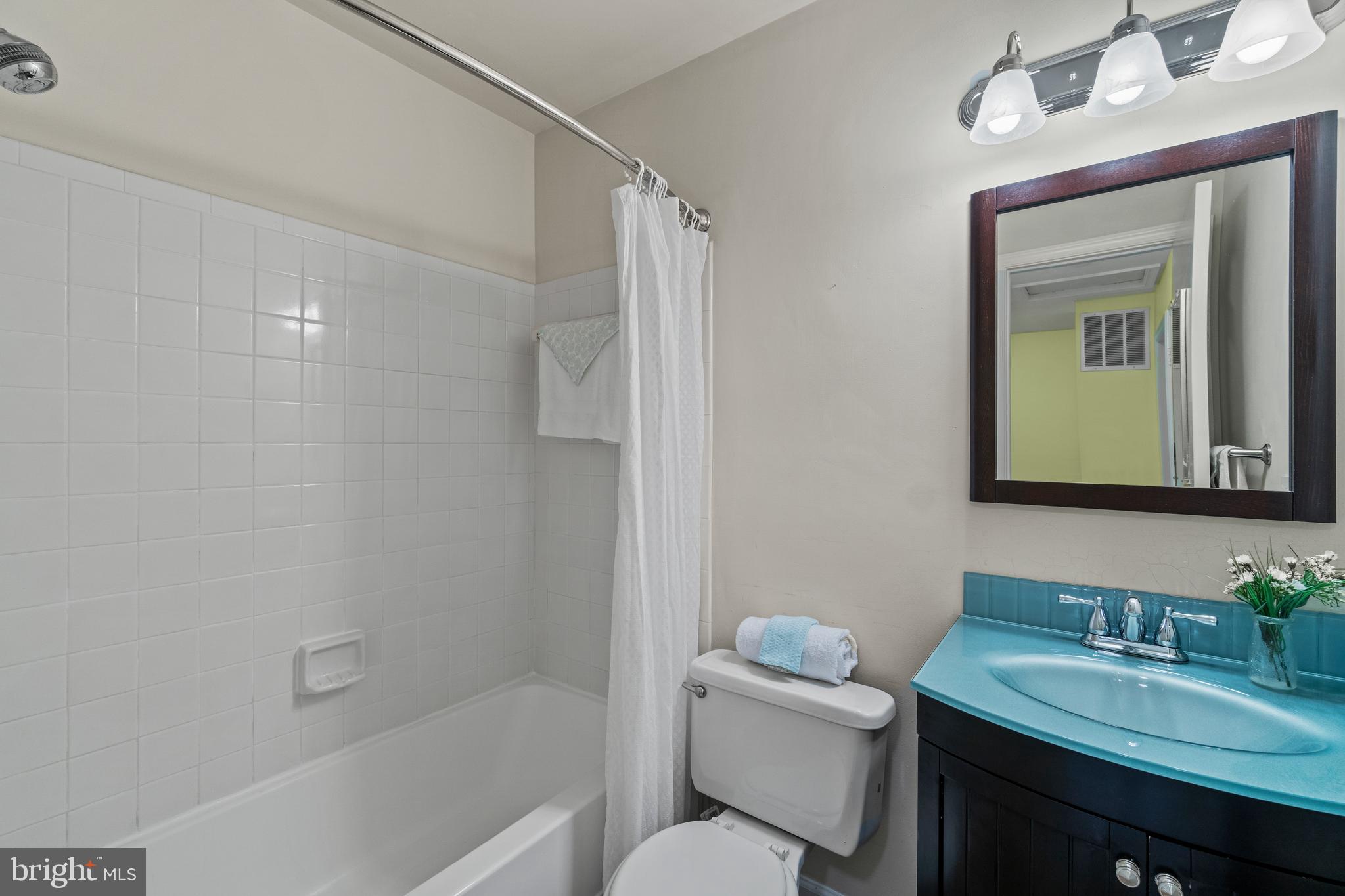 SPRINGFIELD OAKS - Residential