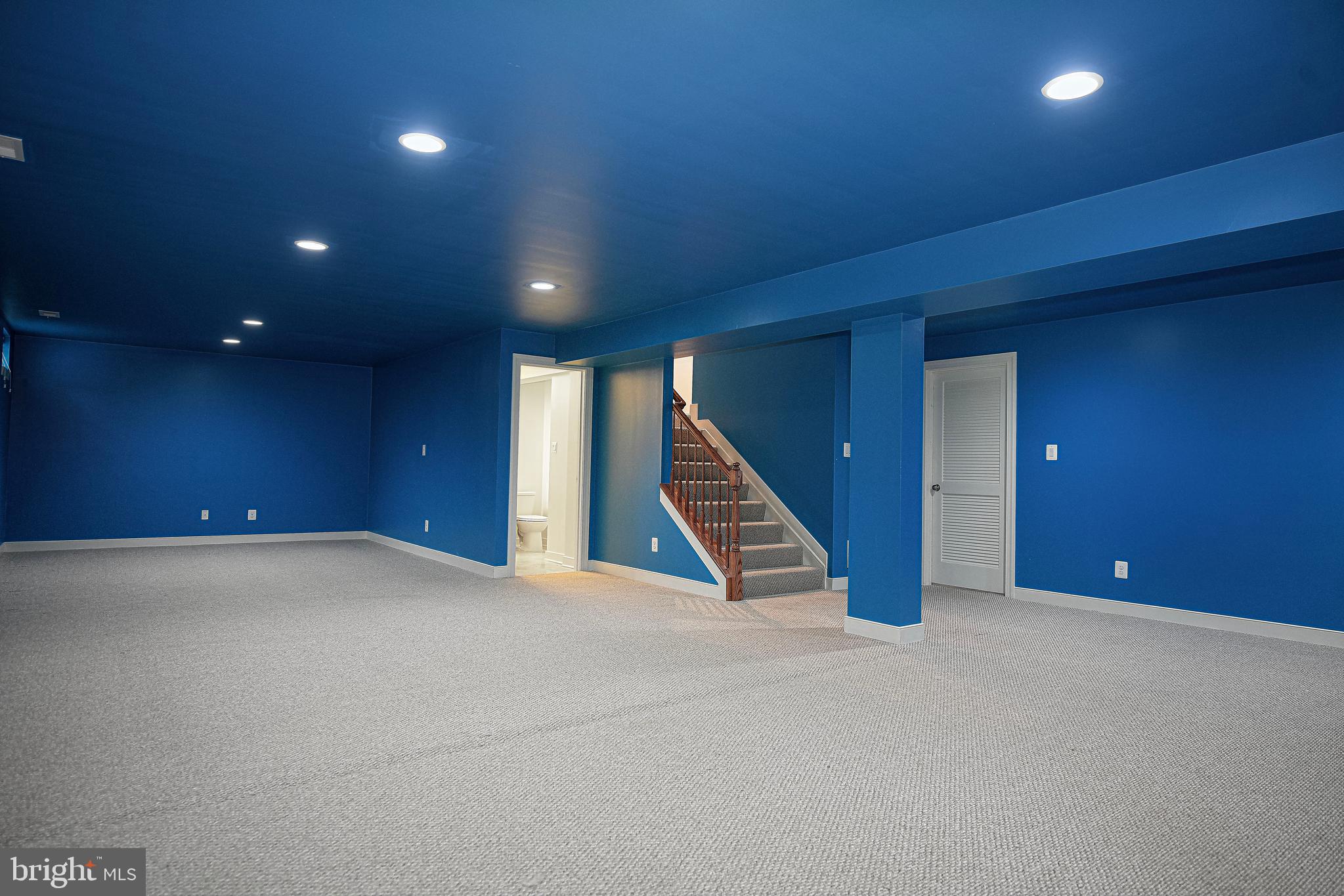 CHESAPEAKE CLUB - Residential